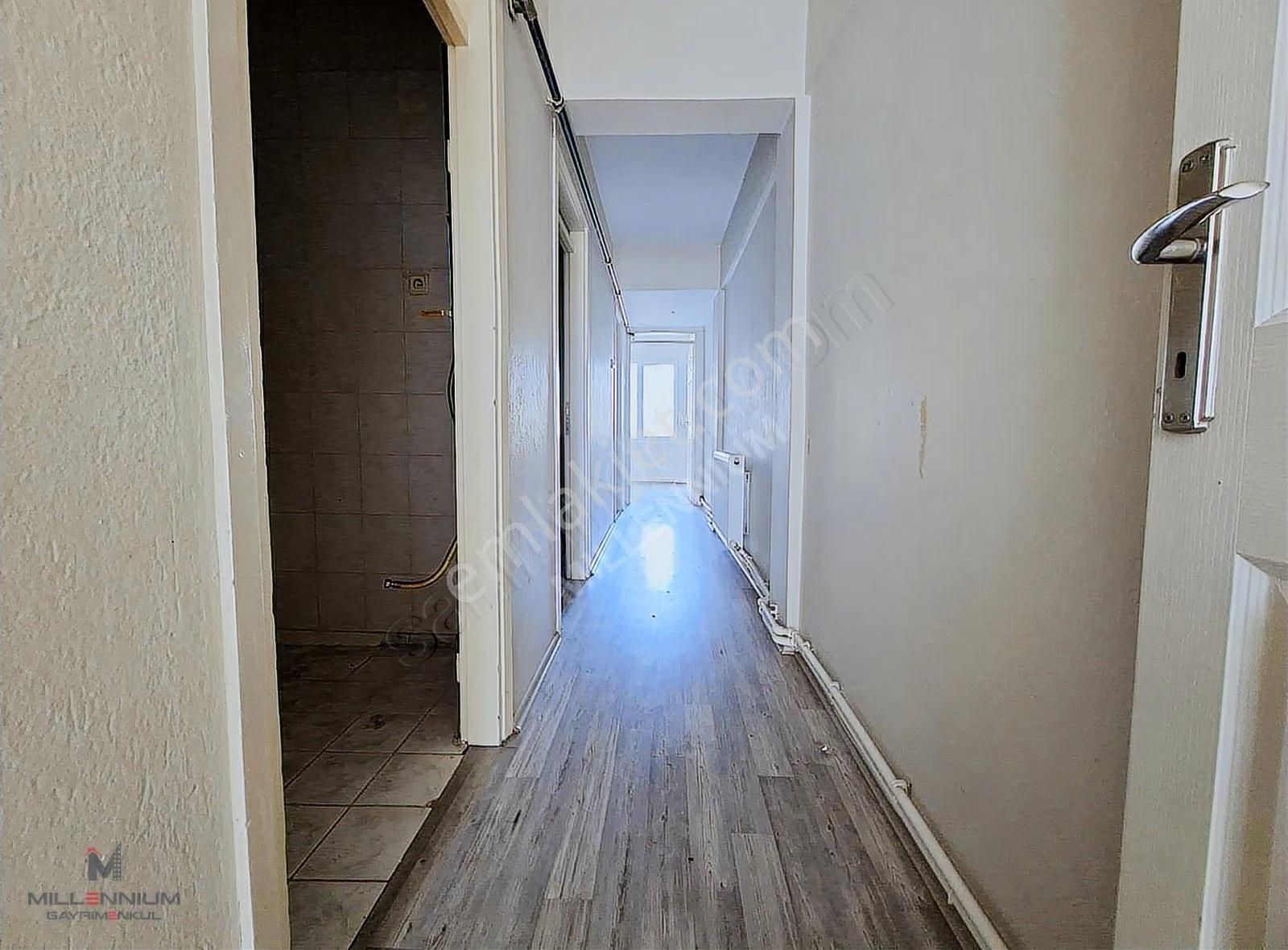 Güzelyalı Ortaokulunun Yakınında 2+1 Doğalgazlı Kiralık Daire - Görsel 22