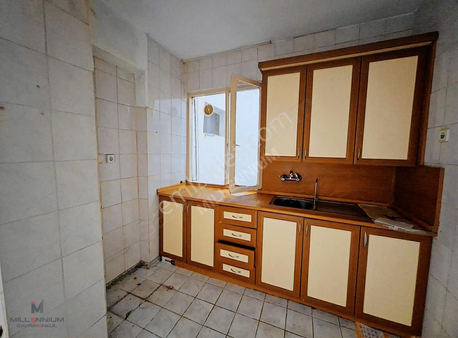 Güzelyalı Ortaokulunun Yakınında 2+1 Doğalgazlı Kiralık Daire - Görsel 16