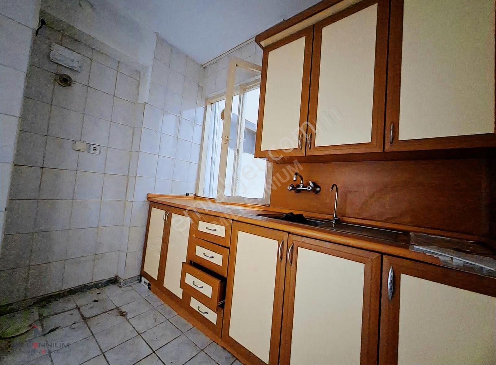 Güzelyalı Ortaokulunun Yakınında 2+1 Doğalgazlı Kiralık Daire - Görsel 3