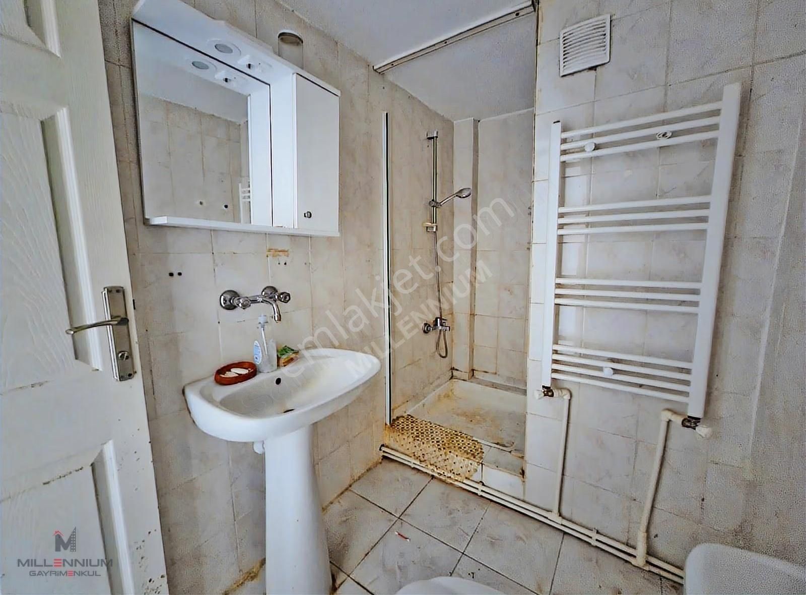 Güzelyalı Ortaokulunun Yakınında 2+1 Doğalgazlı Kiralık Daire - Görsel 19