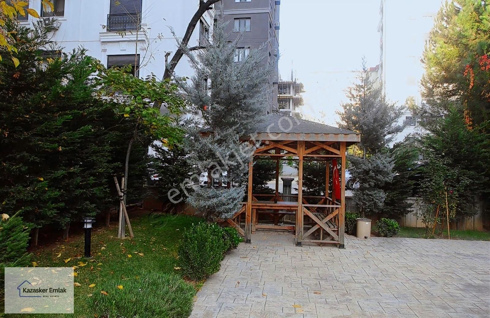 Suadiye'de Muhteşem Kiralık Daire - Görsel 3