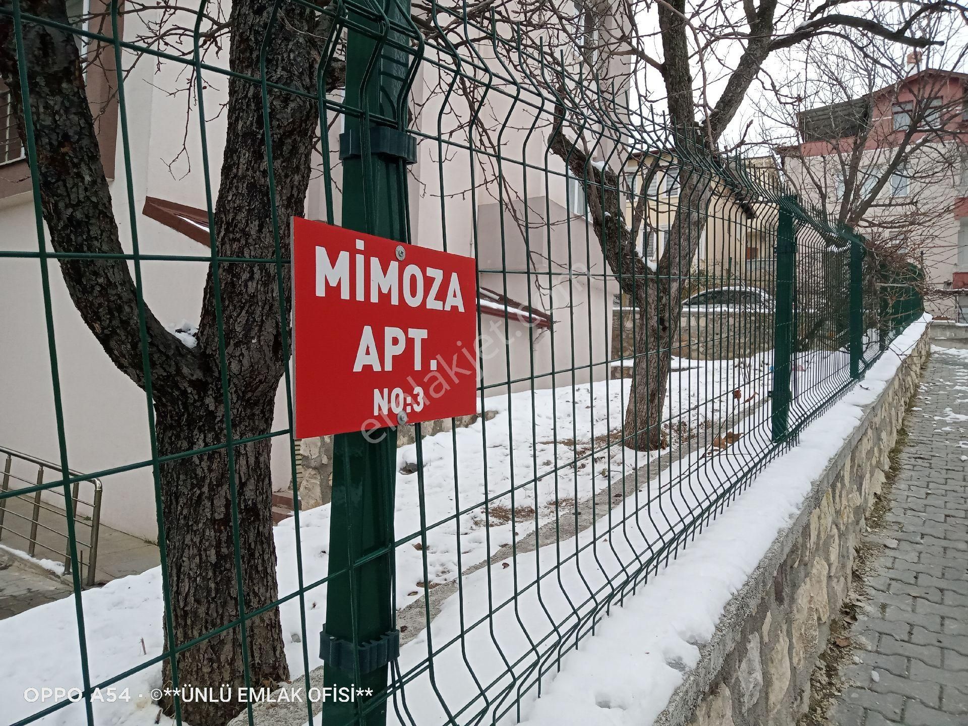 Ünlü Emlaktan Candaroğullarında Caddeye Yakın Yatay Mimariye Uygun Arakat Kombili 3+1 Daire - Görsel 2