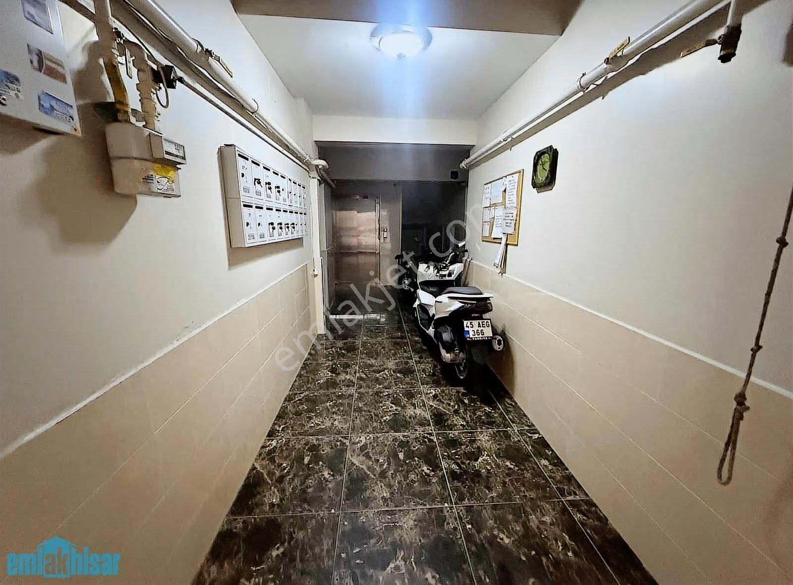 Akhisar Çarşamba Pazarı Caddesi Satılık 4+1 Dublex Daire - Görsel 6