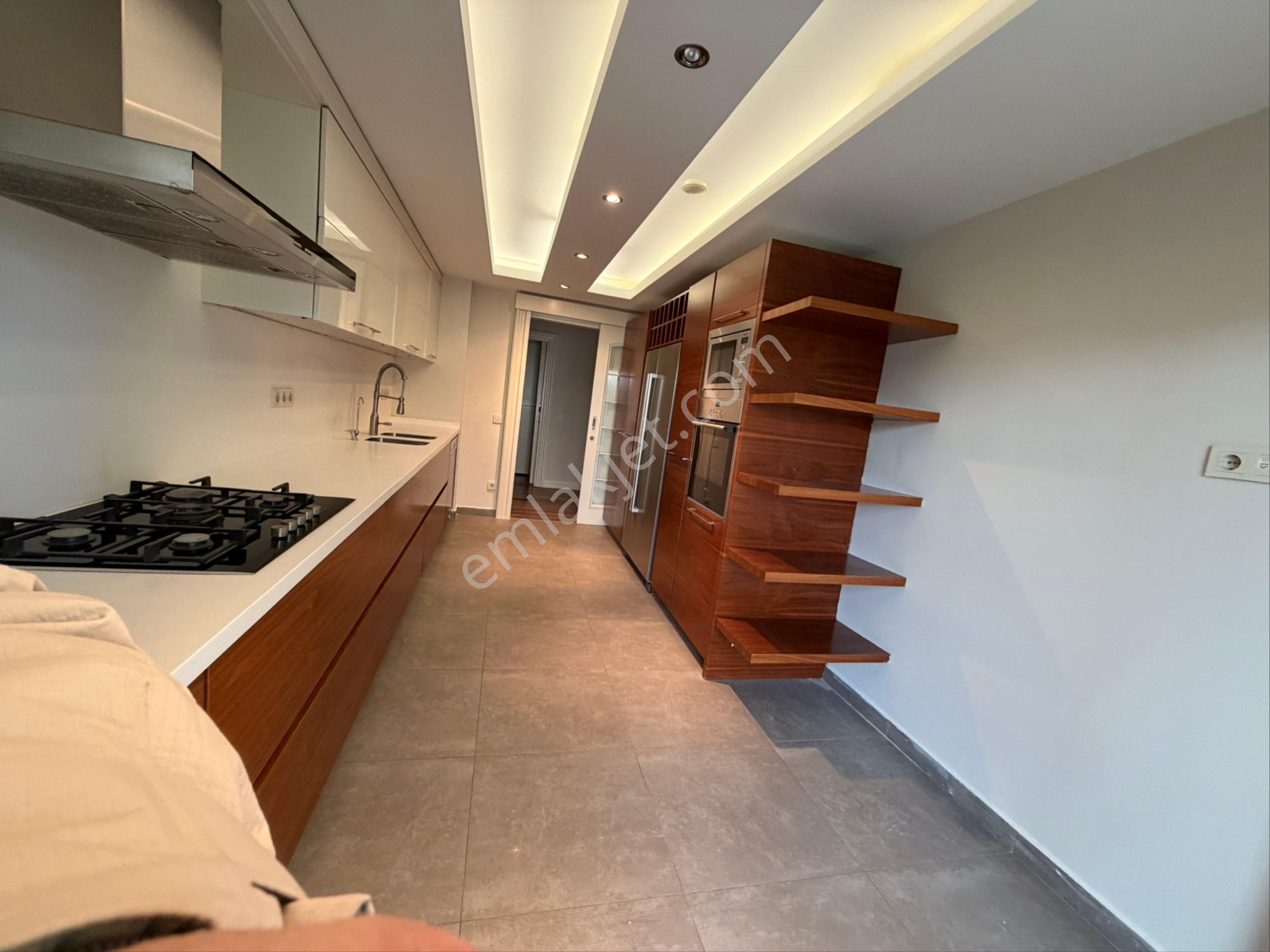 Ümraniye Madenler İdealistkent 1. Etap Kiralık 4+1 Daire - Görsel 6