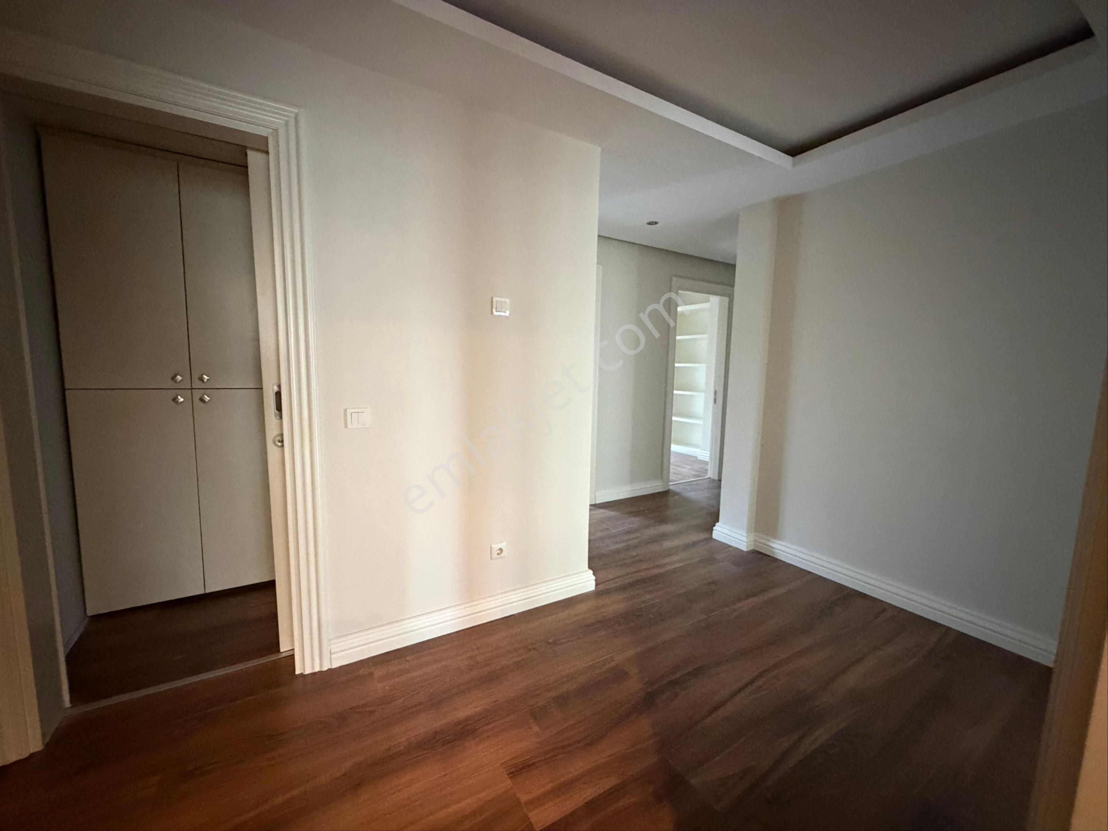 Ümraniye Madenler İdealistkent 1. Etap Kiralık 4+1 Daire - Görsel 13