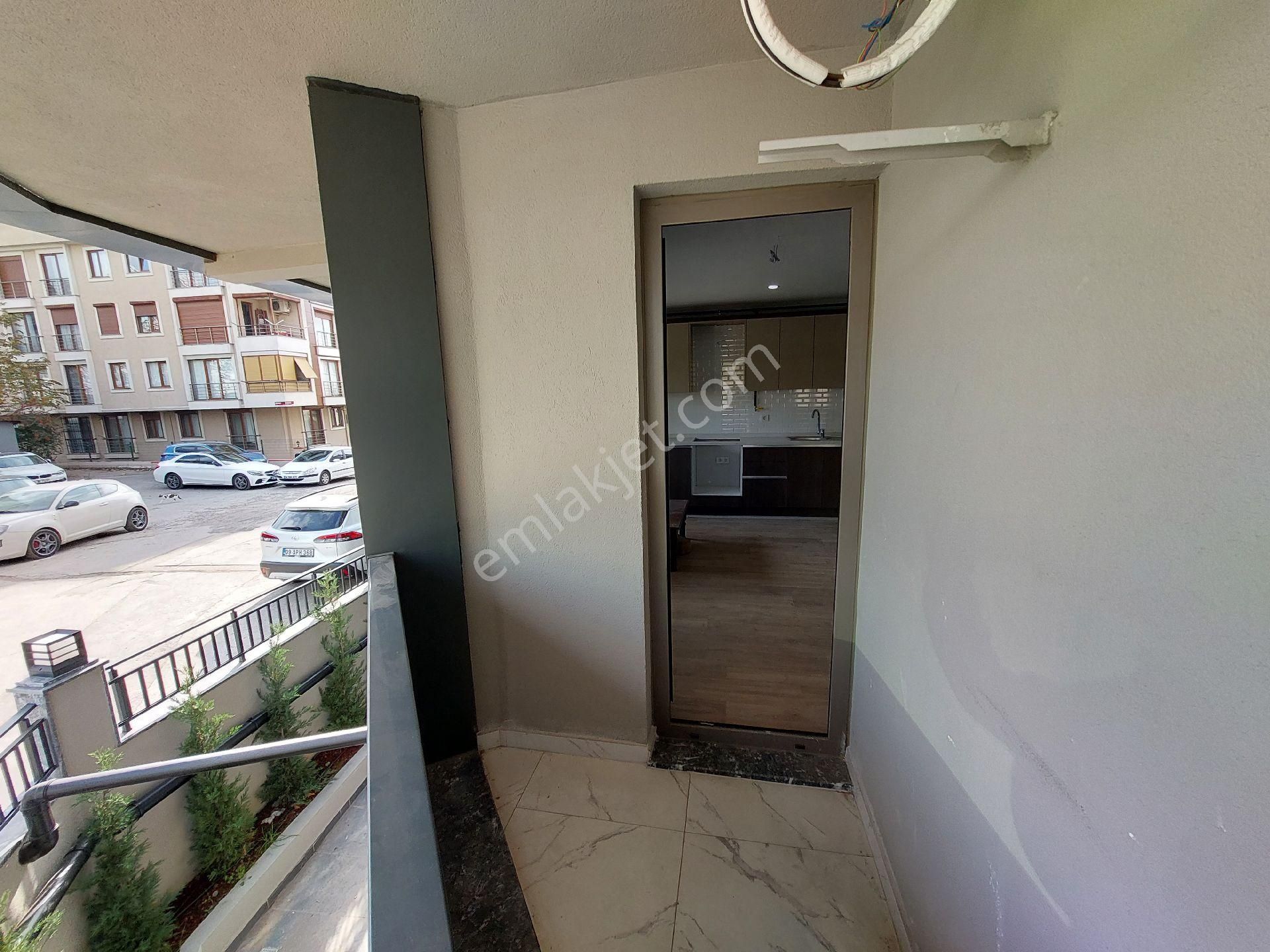 Maltepe Küçükyalı Da 1+1 Konum Ve İşçilikte - Görsel 5