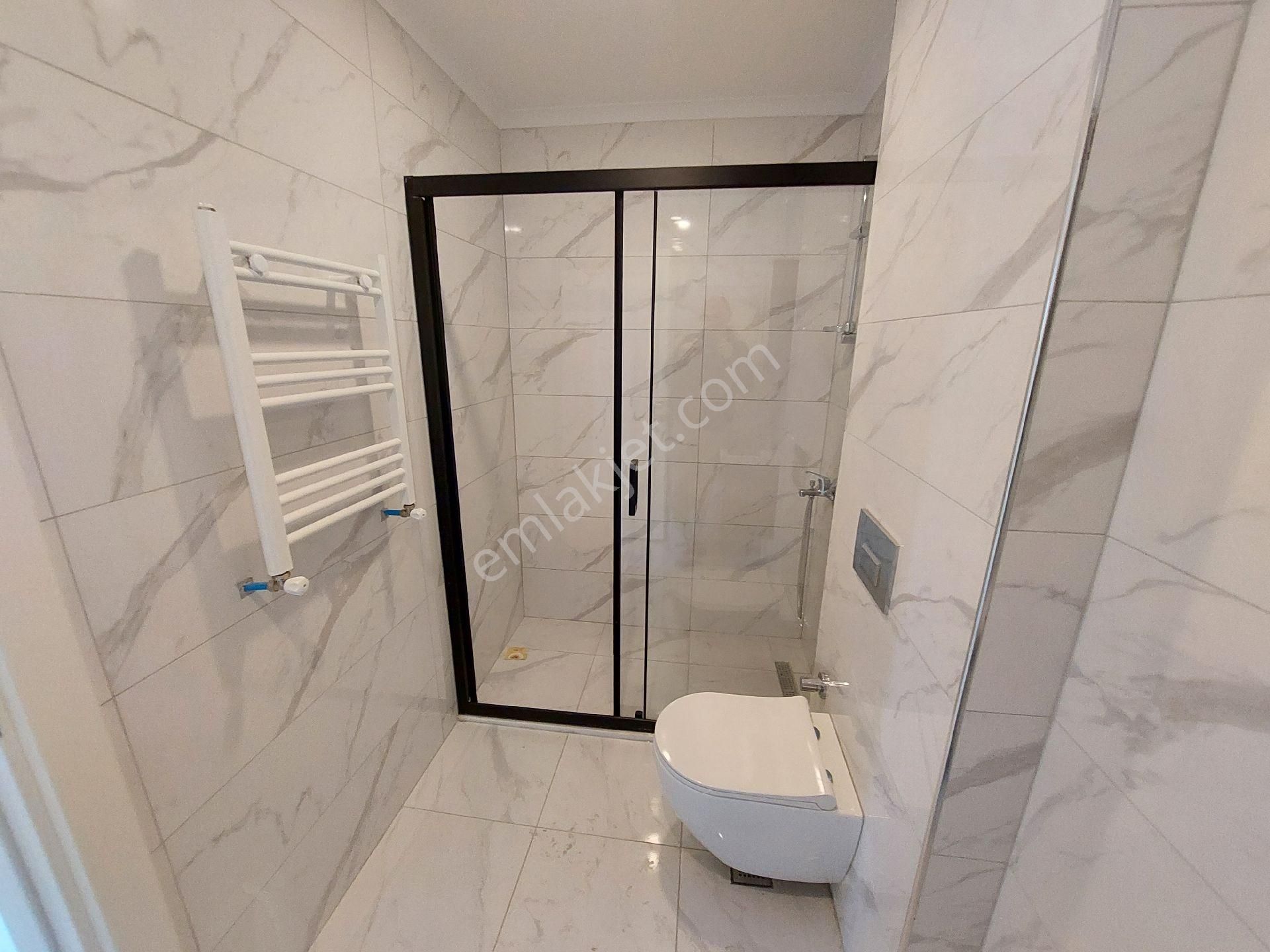 Maltepe Küçükyalı Da 1+1 Konum Ve İşçilikte - Görsel 15