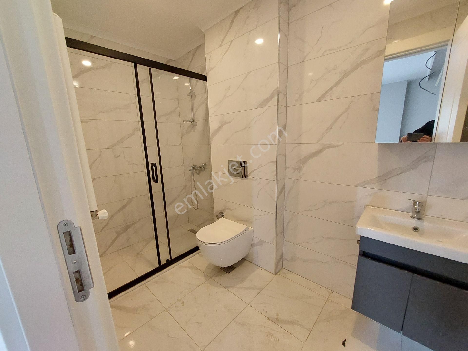 Maltepe Küçükyalı Da 1+1 Konum Ve İşçilikte - Görsel 14