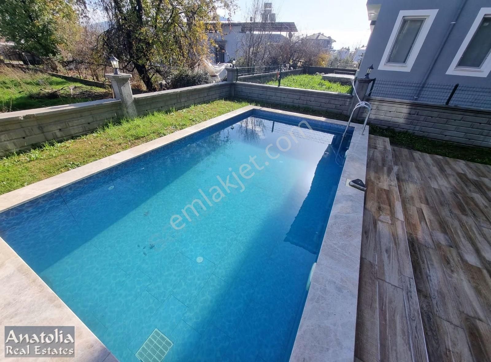 Full Eşyalı Havuzlu Satılık 1+1 Daire - Görsel 5