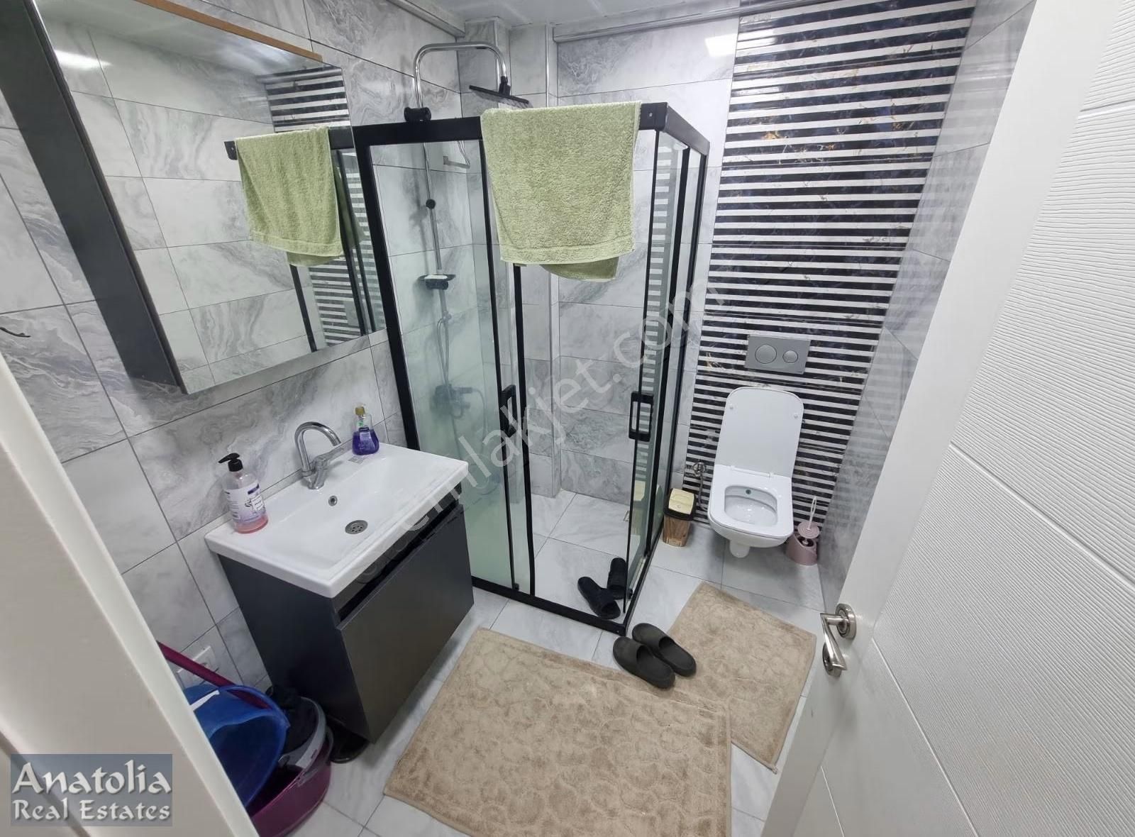 Full Eşyalı Havuzlu Satılık 1+1 Daire - Görsel 11