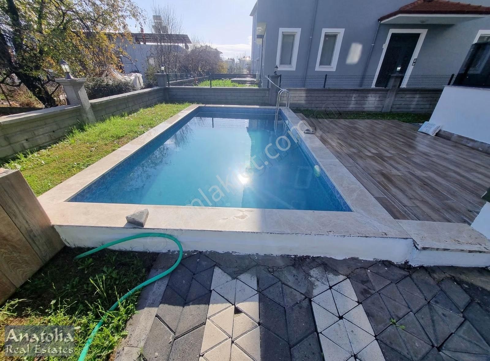 Full Eşyalı Havuzlu Satılık 1+1 Daire - Görsel 13