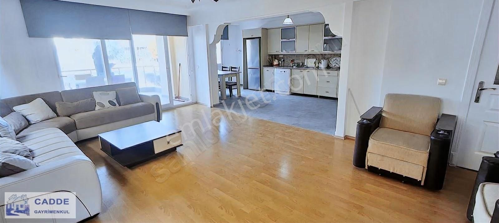 Kadınlardenizi Ahmetcengiz Apt.manzaralı Eşyalı 150m Daire - Görsel 6