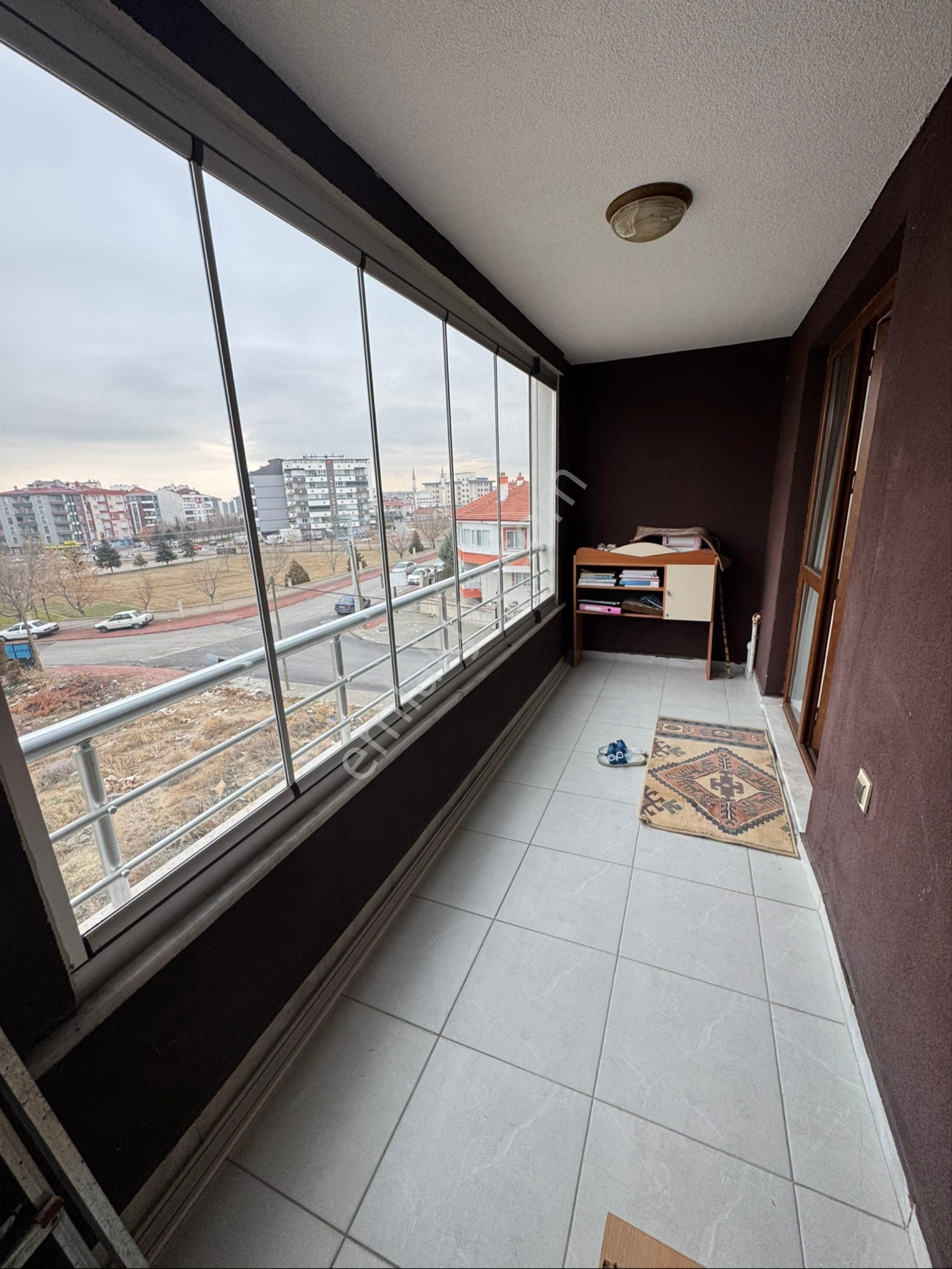 Sahibinden Geniş Oda Ve Cam Balkonlu 3+1 Dubleks Daire - Görsel 13