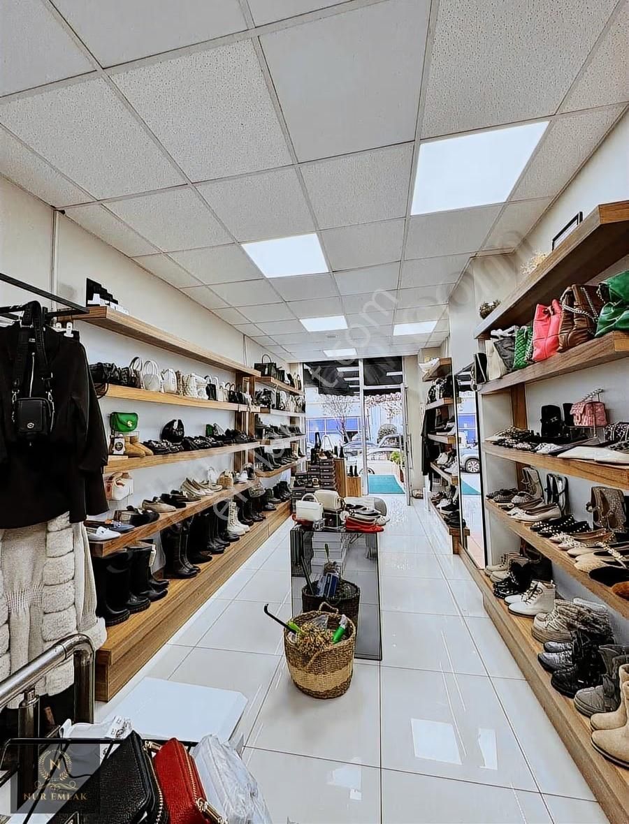 Beyaz Evler Sitesi İşlek Cadde Üzeri Satılık Dükkan - Görsel 12