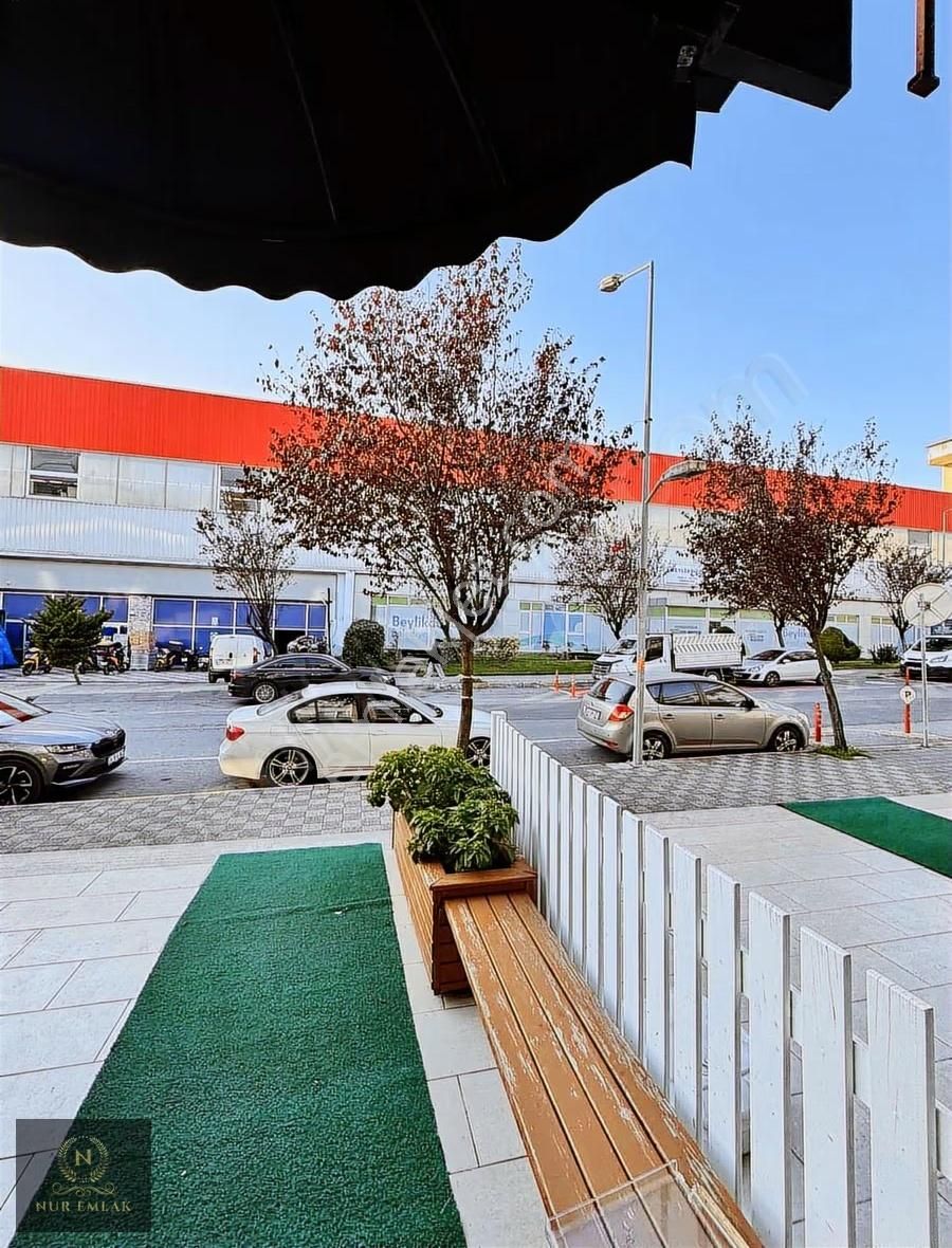 Beyaz Evler Sitesi İşlek Cadde Üzeri Satılık Dükkan - Görsel 5