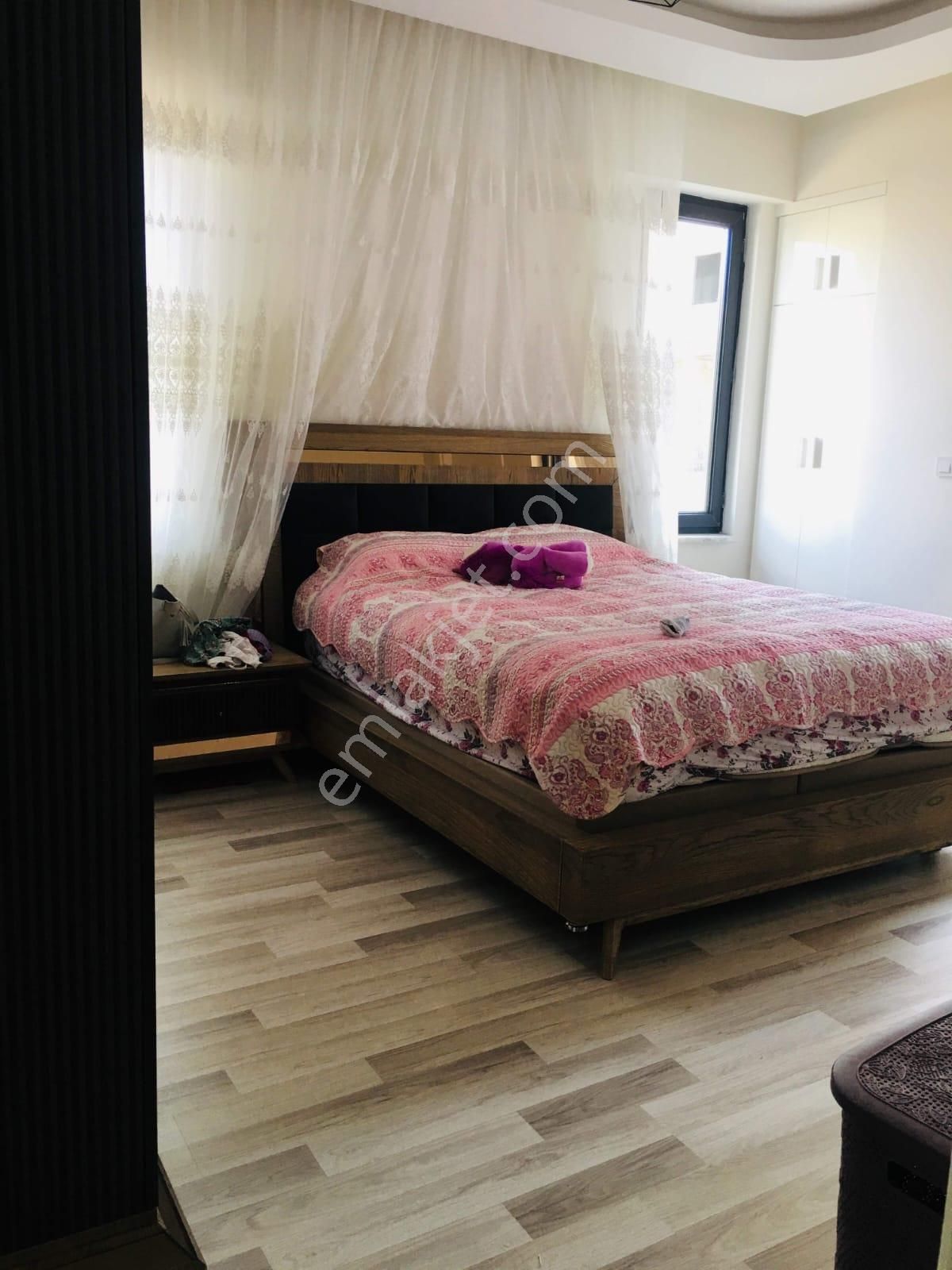 Yeditepede Ultralüks Geniş 3+1 Cam Balkonlu 4katlı Bina 2.katı - Görsel 7