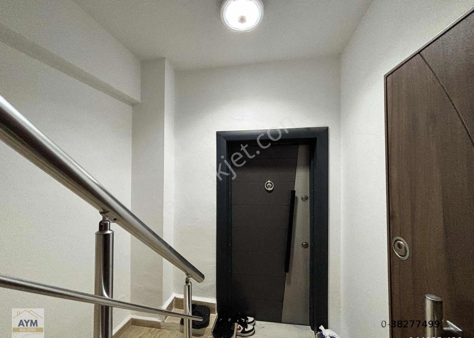 Kumbahçe Sahilde Denize 50 Metre Satılık 3+1 Fırsat Daire - Görsel 15