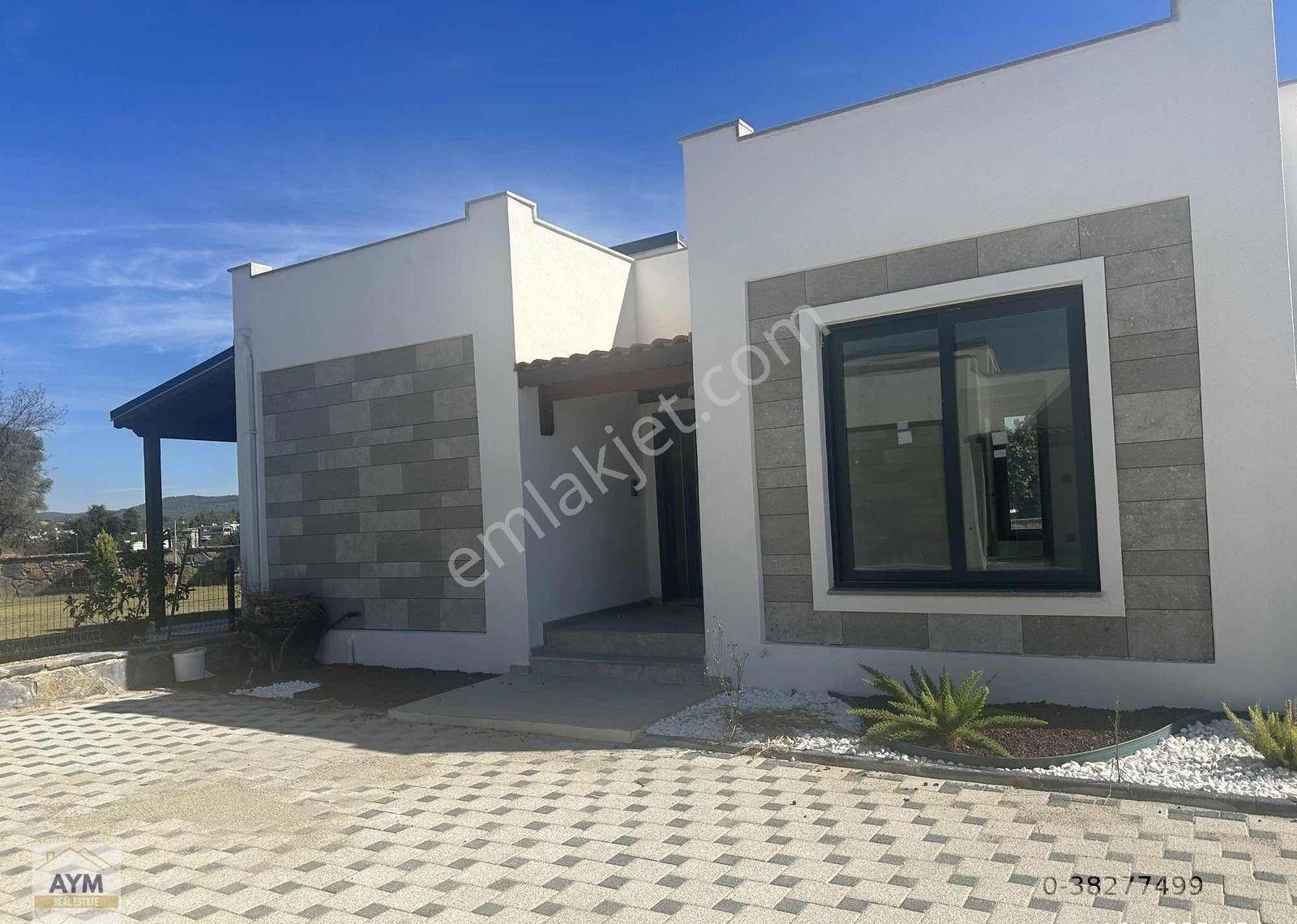 Mumcular Yeniköy Site İçi Satılık Müstakil Villa