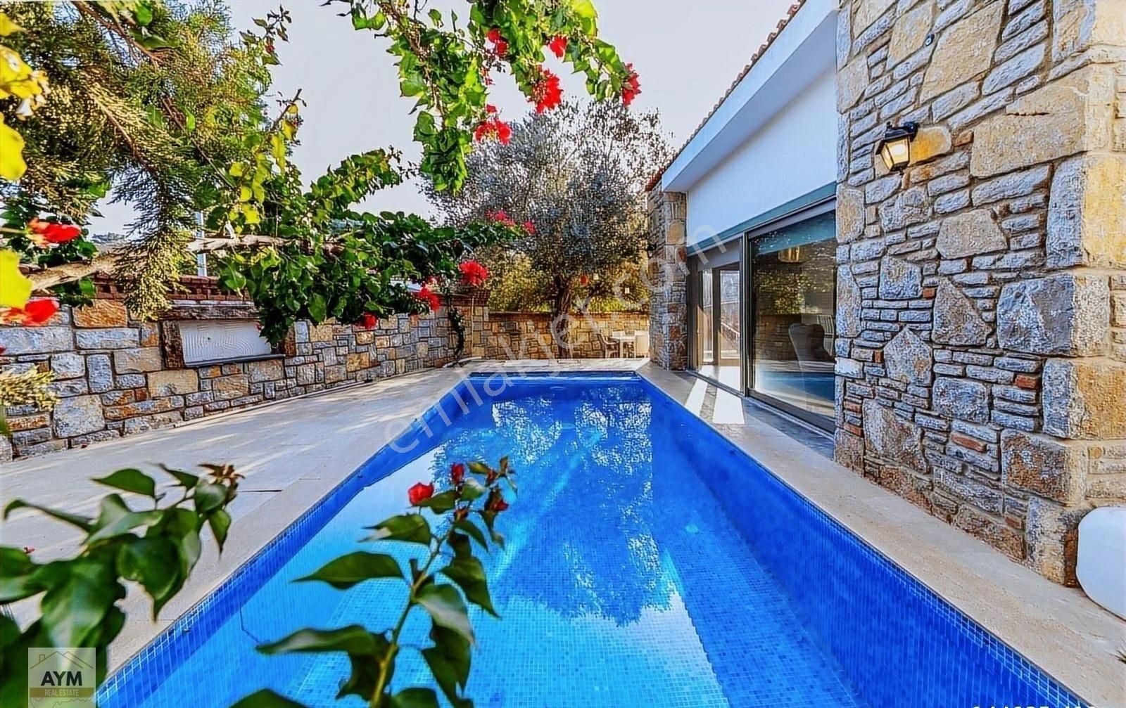 Bodrum Torba'da Satılık Mustakil Havuzlu Tek Kat Villa - Görsel 11