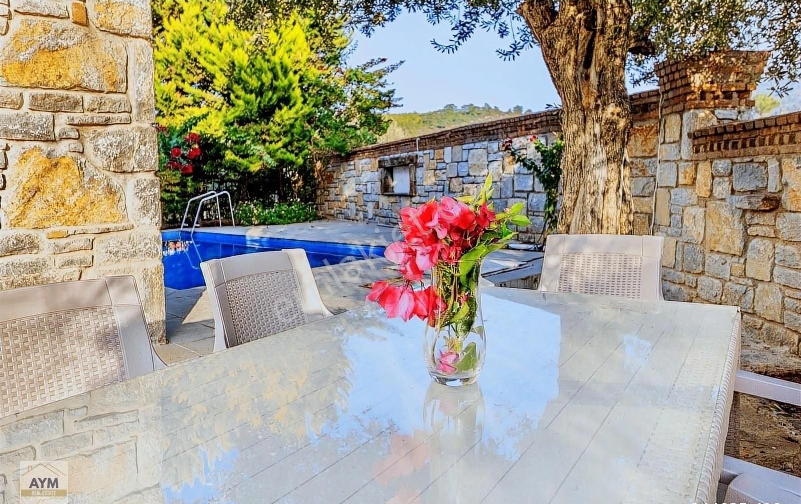 Bodrum Torba'da Satılık Mustakil Havuzlu Tek Kat Villa - Görsel 9