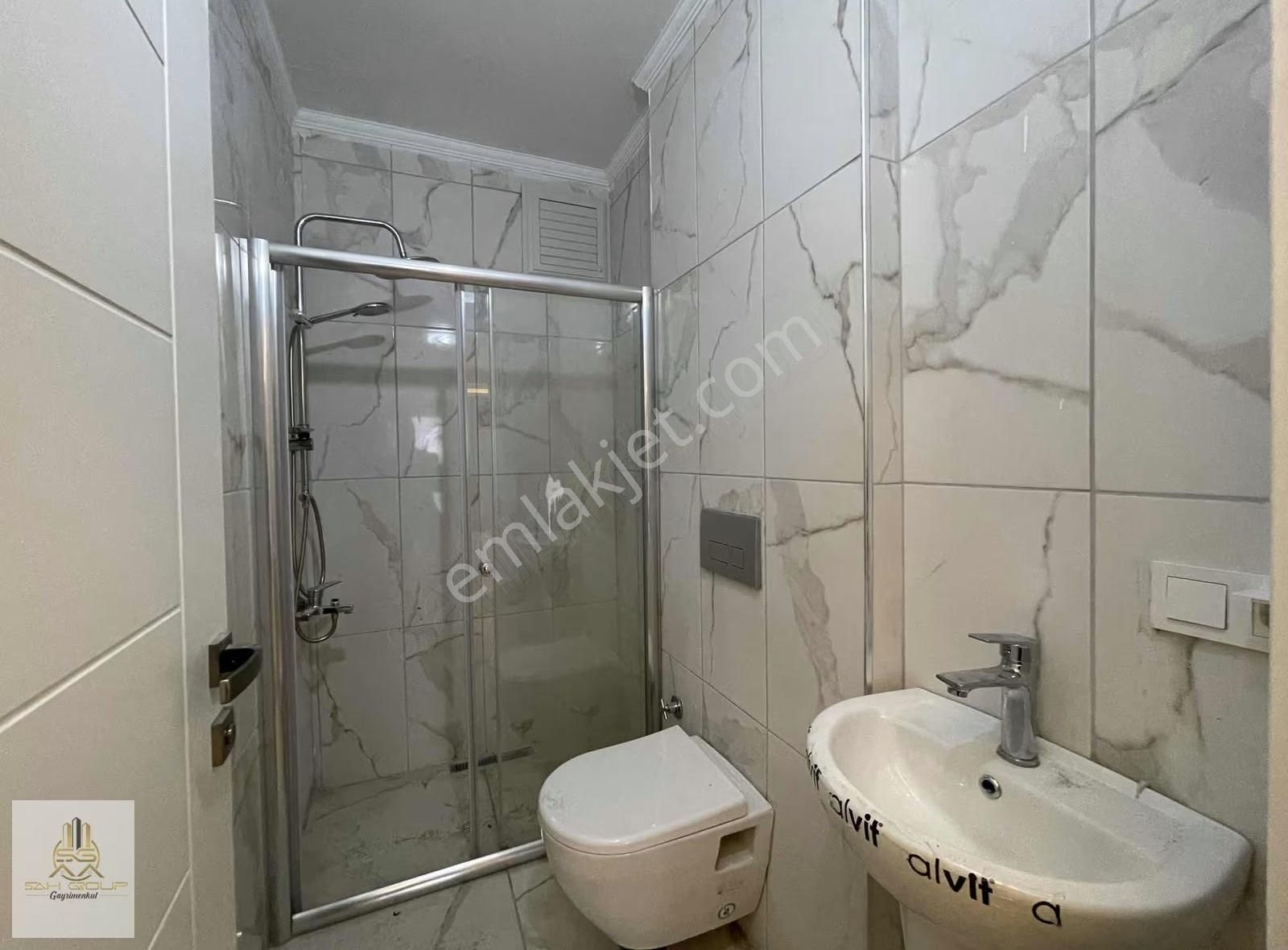 Kaşüstü Merkezde Yaşam Sitesinde Kiralık Daire Anayola Sıfır - Görsel 3