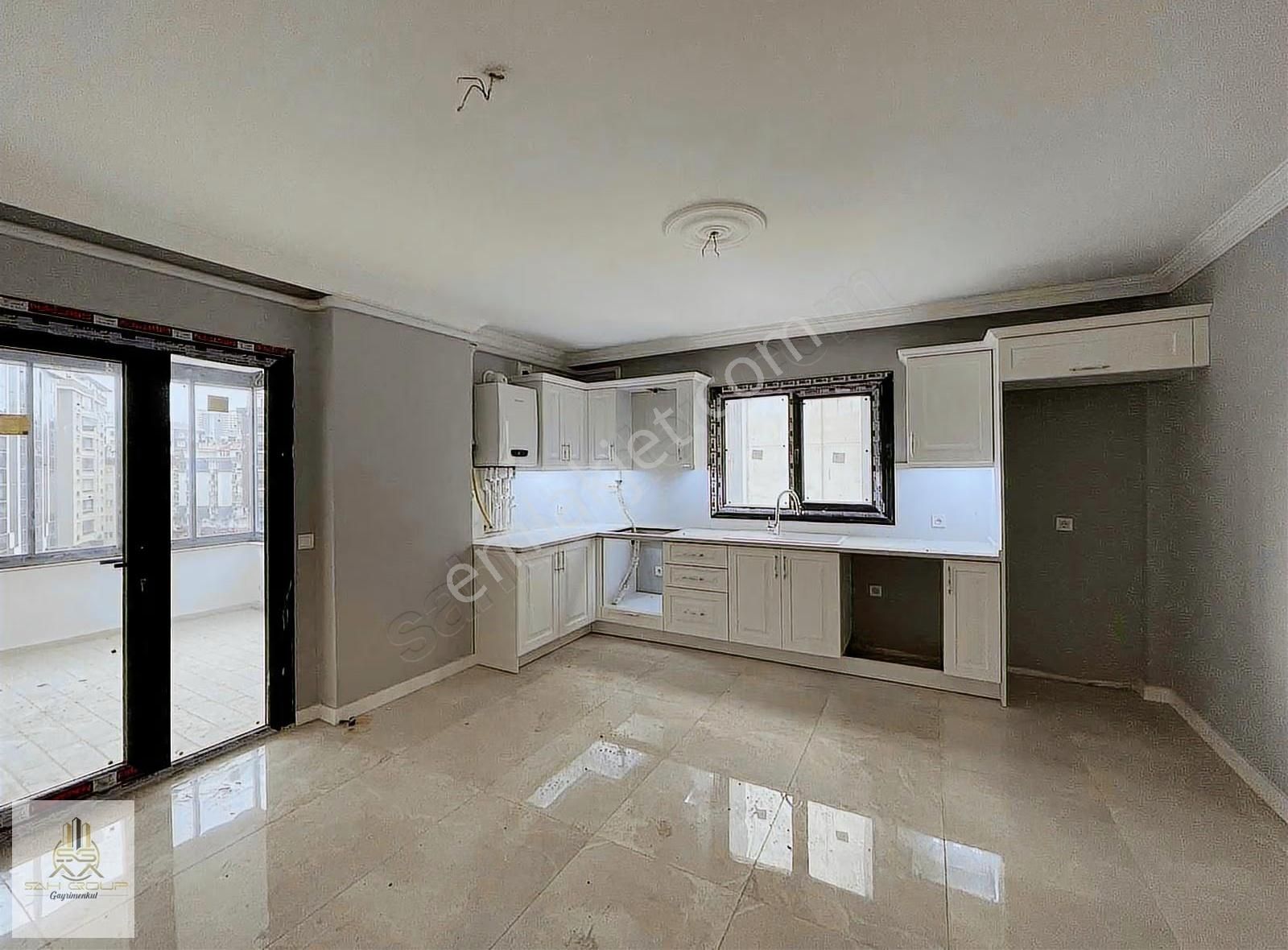 Kaşüstü Merkezde Yaşam Sitesinde Kiralık Daire Anayola Sıfır - Görsel 5