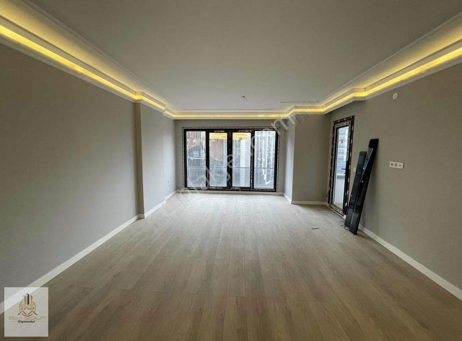 Kaşüstü Merkezde Yaşam Sitesinde Kiralık Daire Anayola Sıfır - Görsel 13