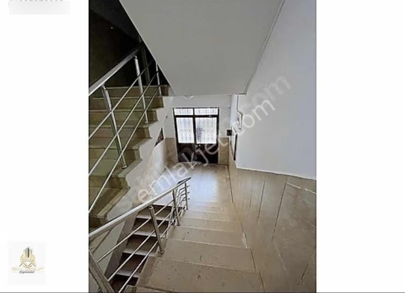 Yomra Sancak Mahallesinde Anayola 50 Metre Satılık 3+1 Daire - Görsel 6