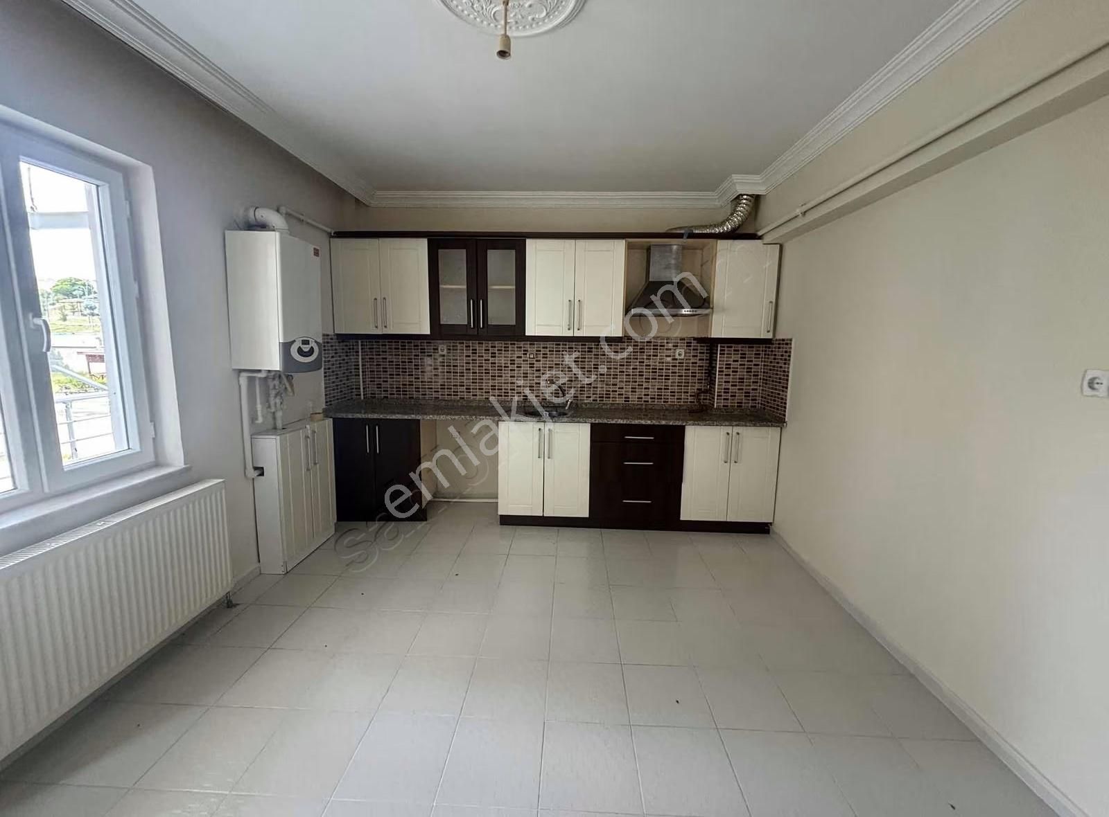 Net Gayrimenkul'den Şehitlikte 3+1 Kiralık Daire