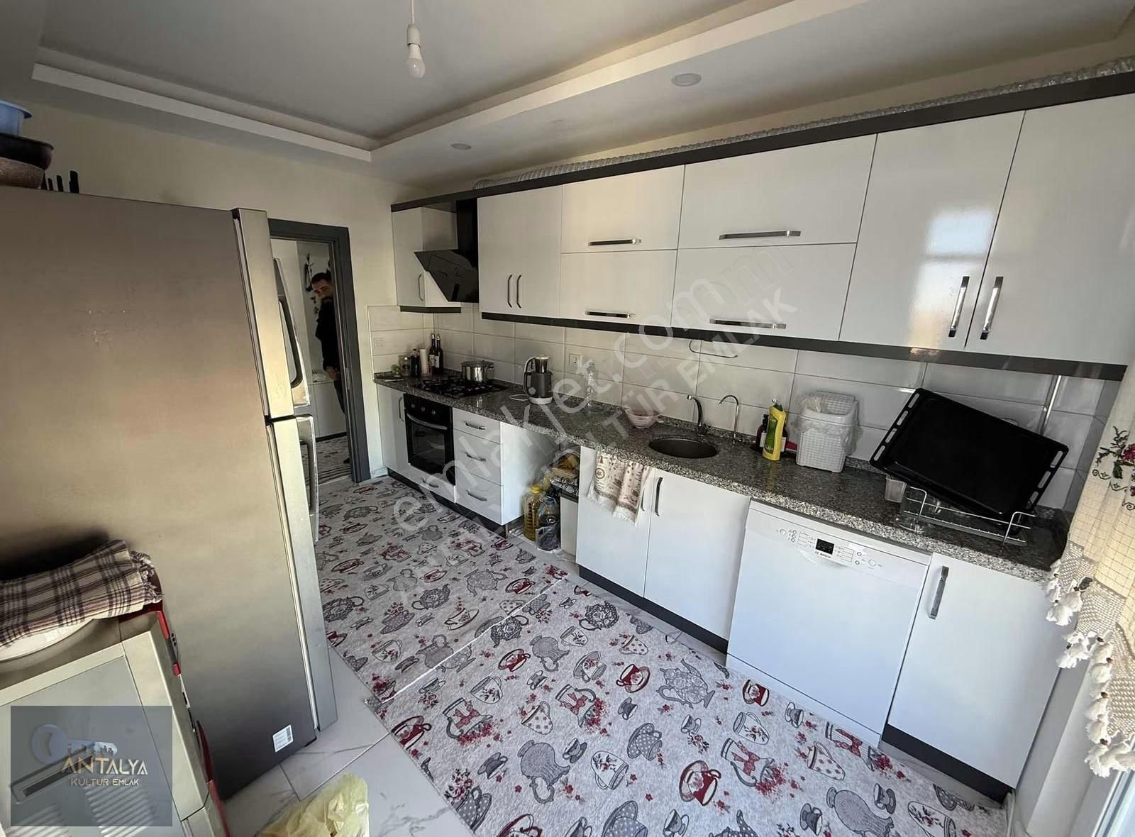 Yenıköy Mah. Arakat Asansörlü 2+1 Eşyasız Satılık Daire - Görsel 6