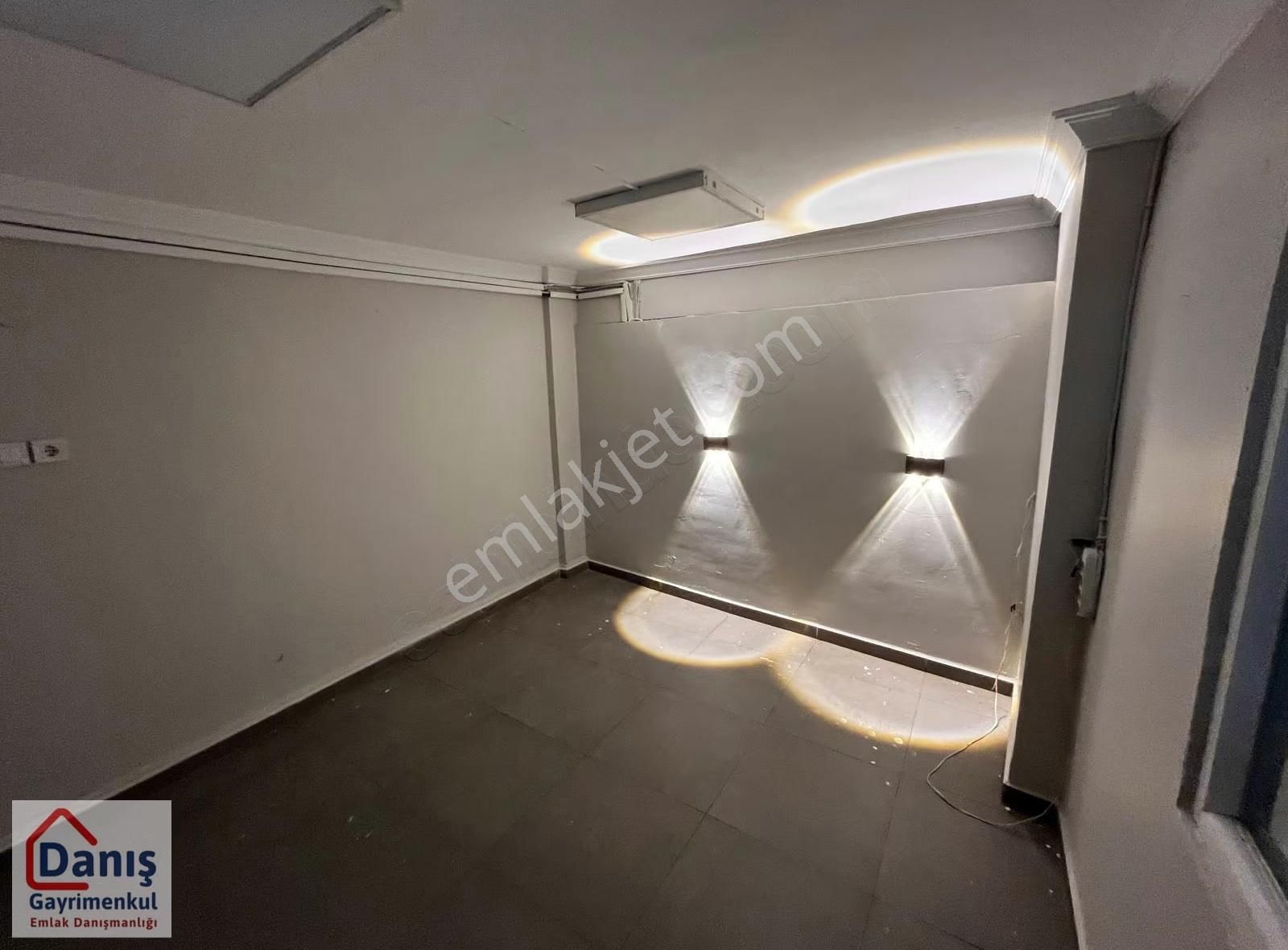 Düz Giriş Tertemiz İmalathane 200m2 - Görsel 29