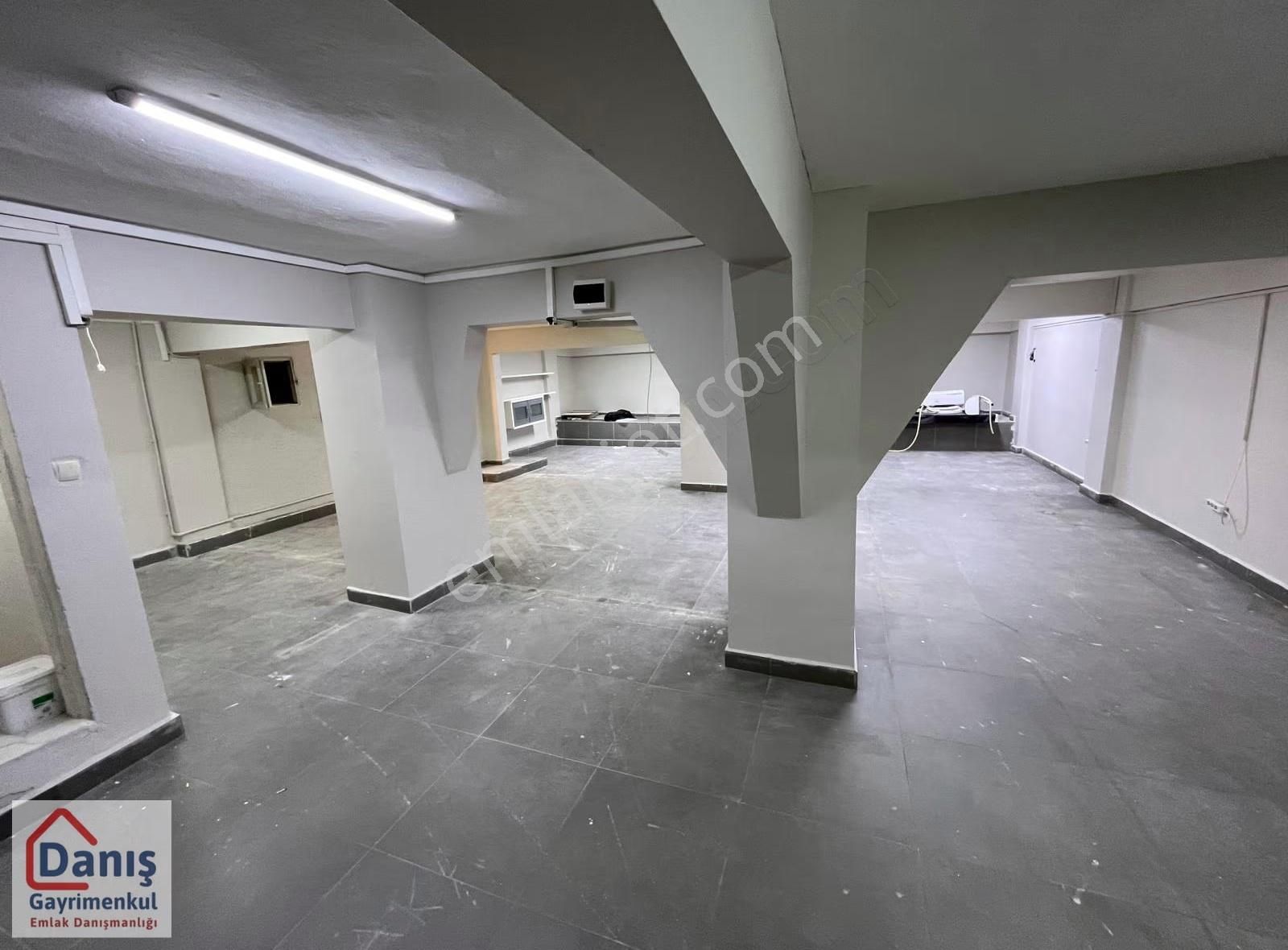 Düz Giriş Tertemiz İmalathane 200m2 - Görsel 5