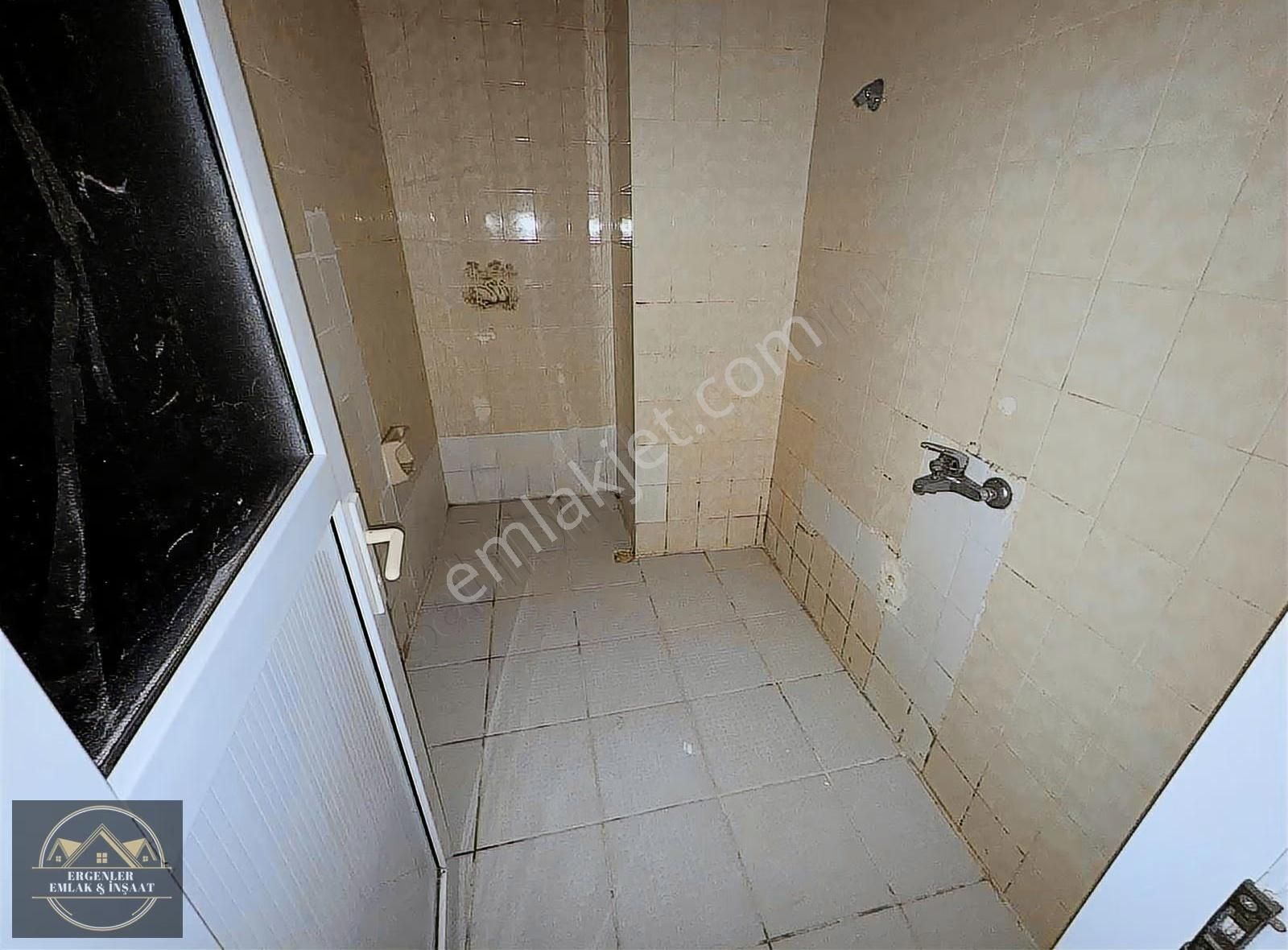 Bağcılar 15 Temmuz'da Geniş Ferah 3+1 Ara Kat Daire - Görsel 5