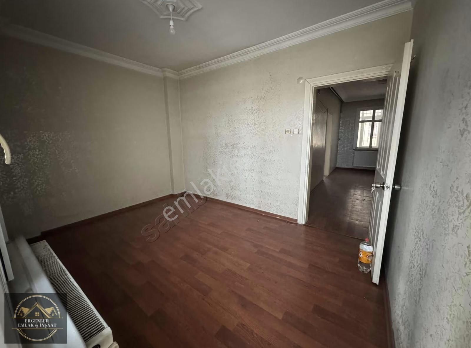 Bağcılar 15 Temmuz'da Geniş Ferah 3+1 Ara Kat Daire - Görsel 4