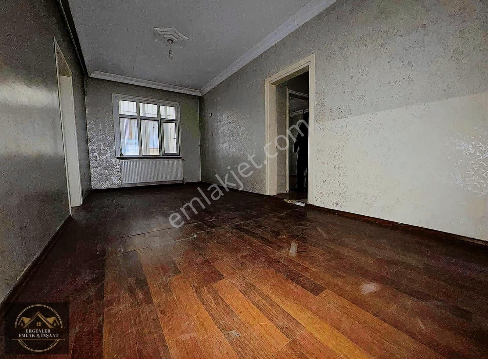 Bağcılar 15 Temmuz'da Geniş Ferah 3+1 Ara Kat Daire - Görsel 12