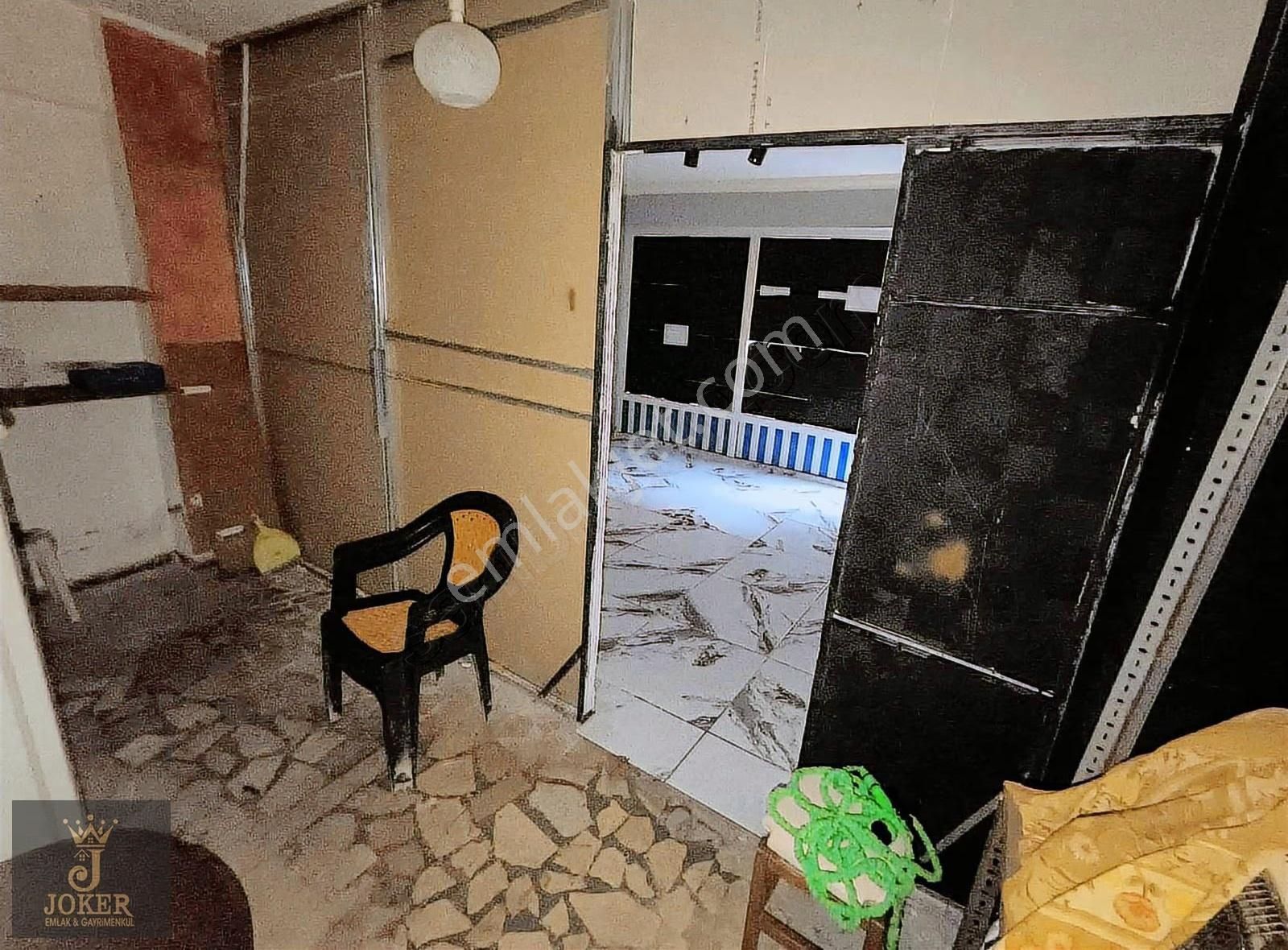 Paşabayır 16008 Sokakda 25 M2 İster Ofis İster Depo Olarak - Görsel 8