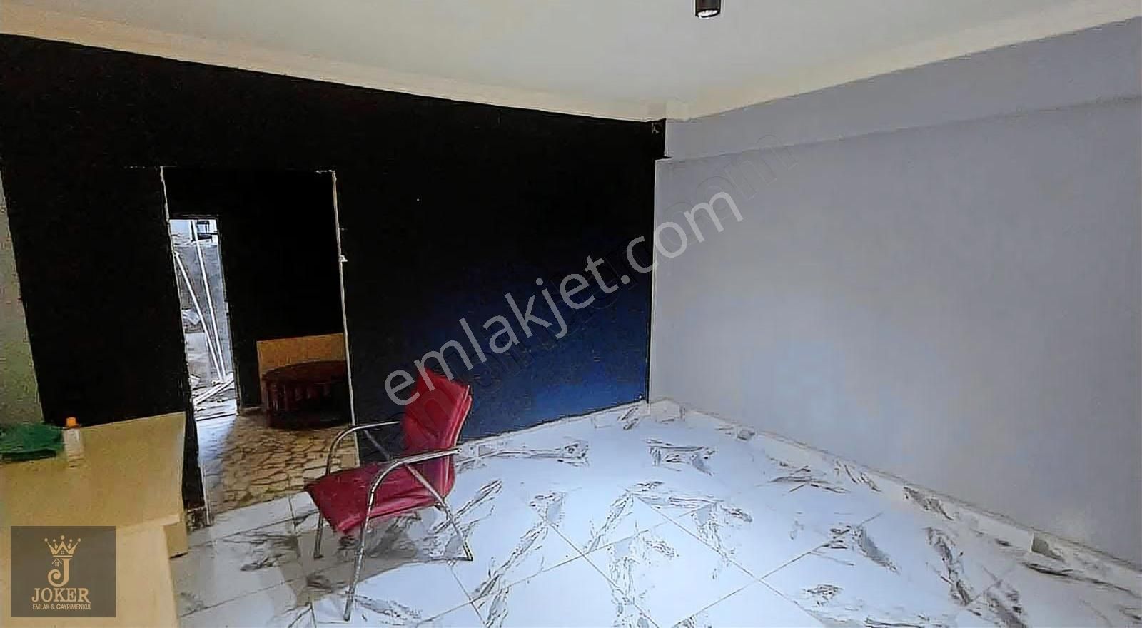 Paşabayır 16008 Sokakda 25 M2 İster Ofis İster Depo Olarak - Görsel 2