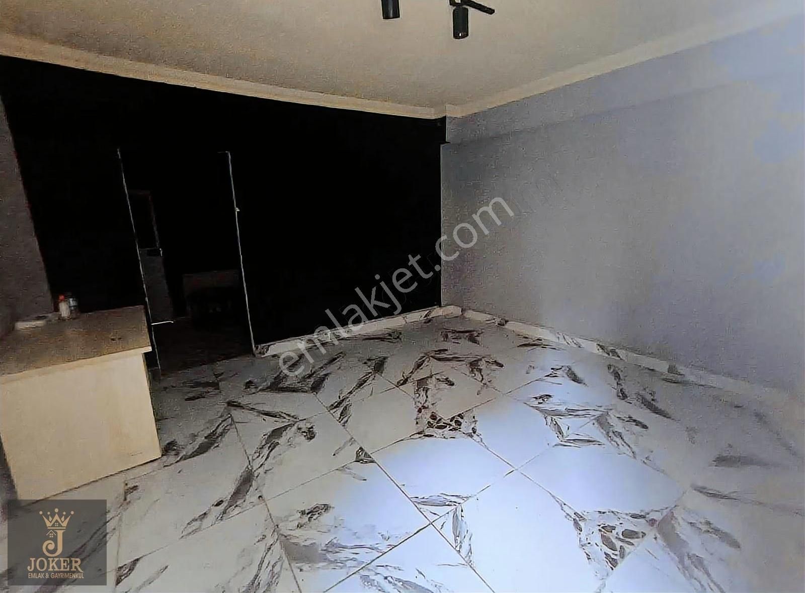 Paşabayır 16008 Sokakda 25 M2 İster Ofis İster Depo Olarak - Görsel 6