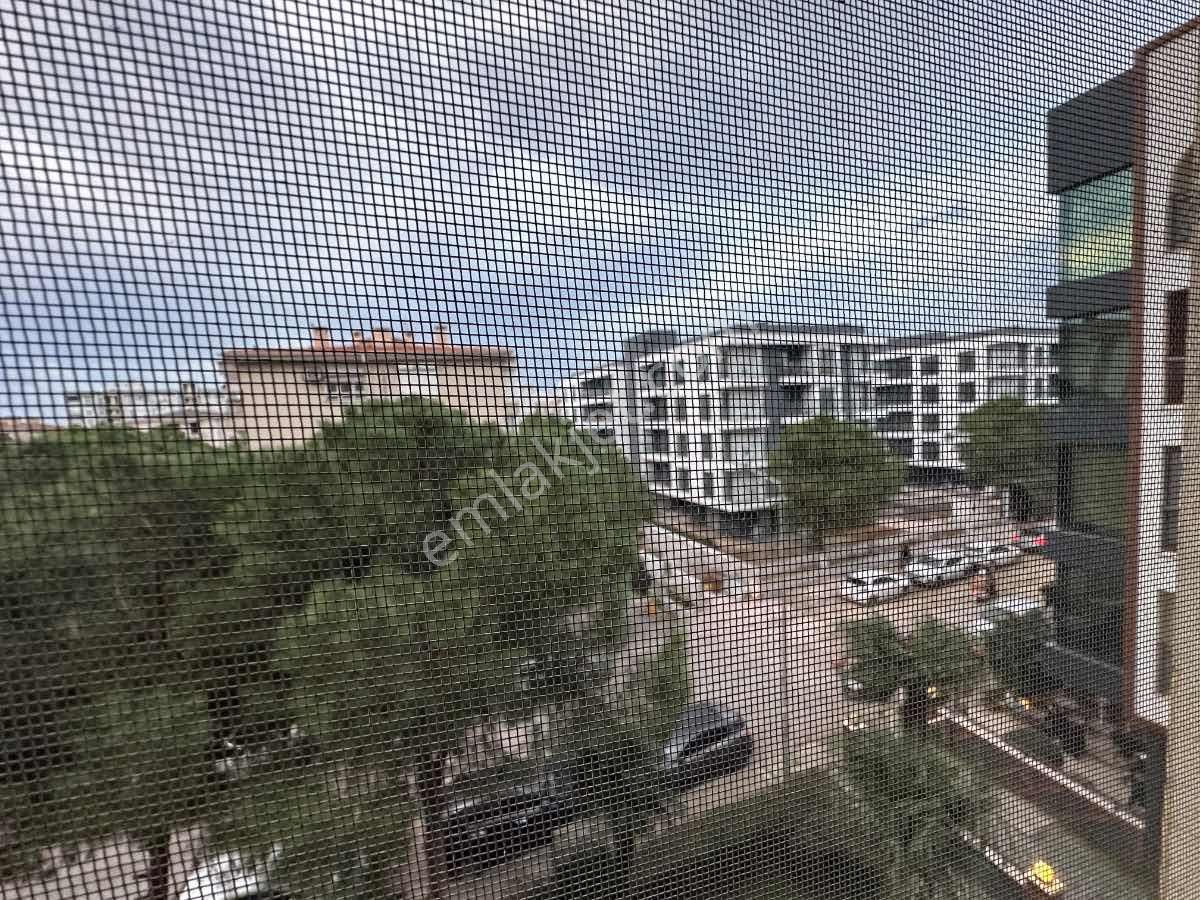 Karşıyaka | Merkezi Isıtmalı | Geniş 3+1 Kiralık Daire - Görsel 16