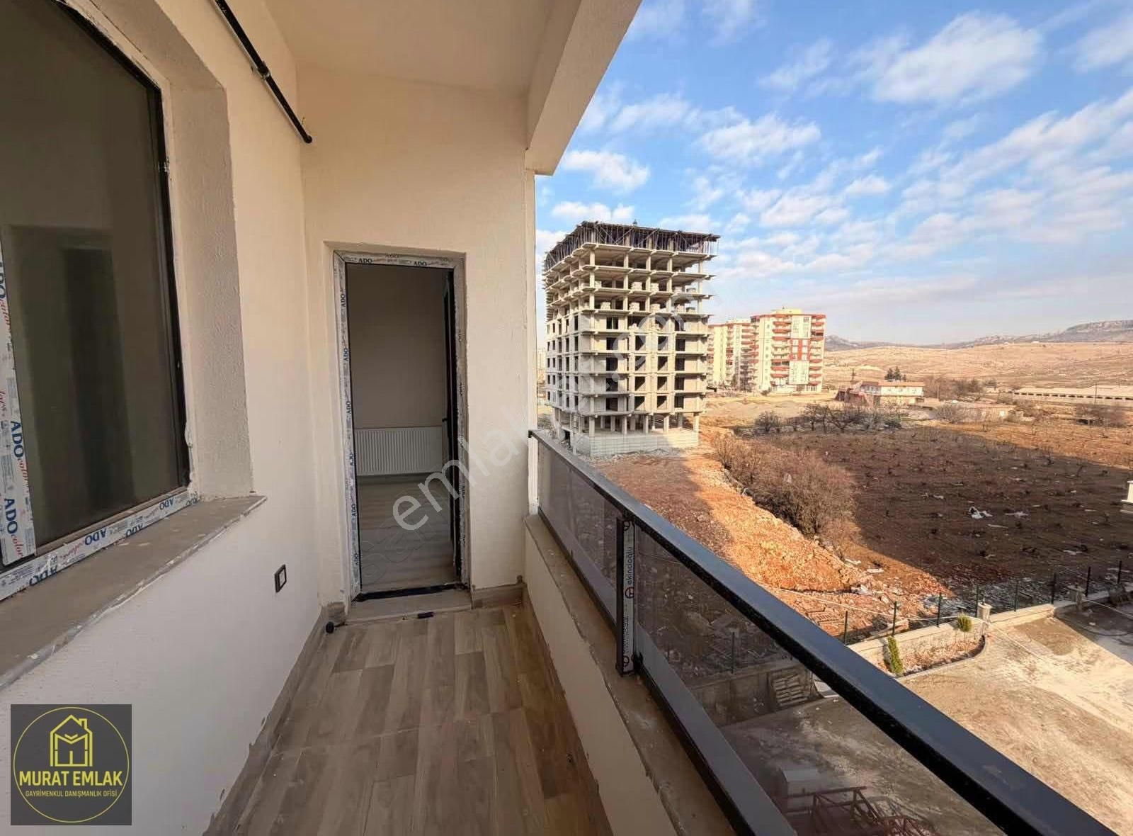 Murat Emlaktan Ana Cadde Üzeri Şehir Hastanesi Karşısı 1+1 Daire - Görsel 4