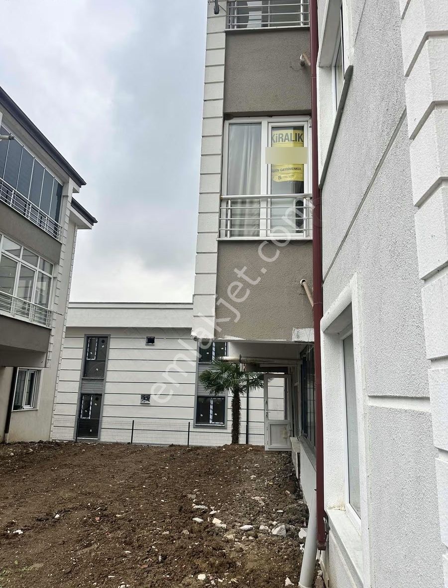 2+1 Ayrı Mutfak Arakat Mükemmel Konumda Site İçi Satılık Daire - Görsel 18