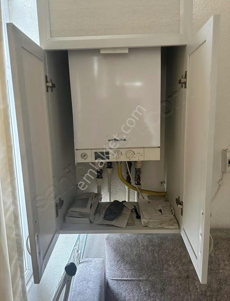 2+1 Ayrı Mutfak Arakat Mükemmel Konumda Site İçi Satılık Daire - Görsel 2
