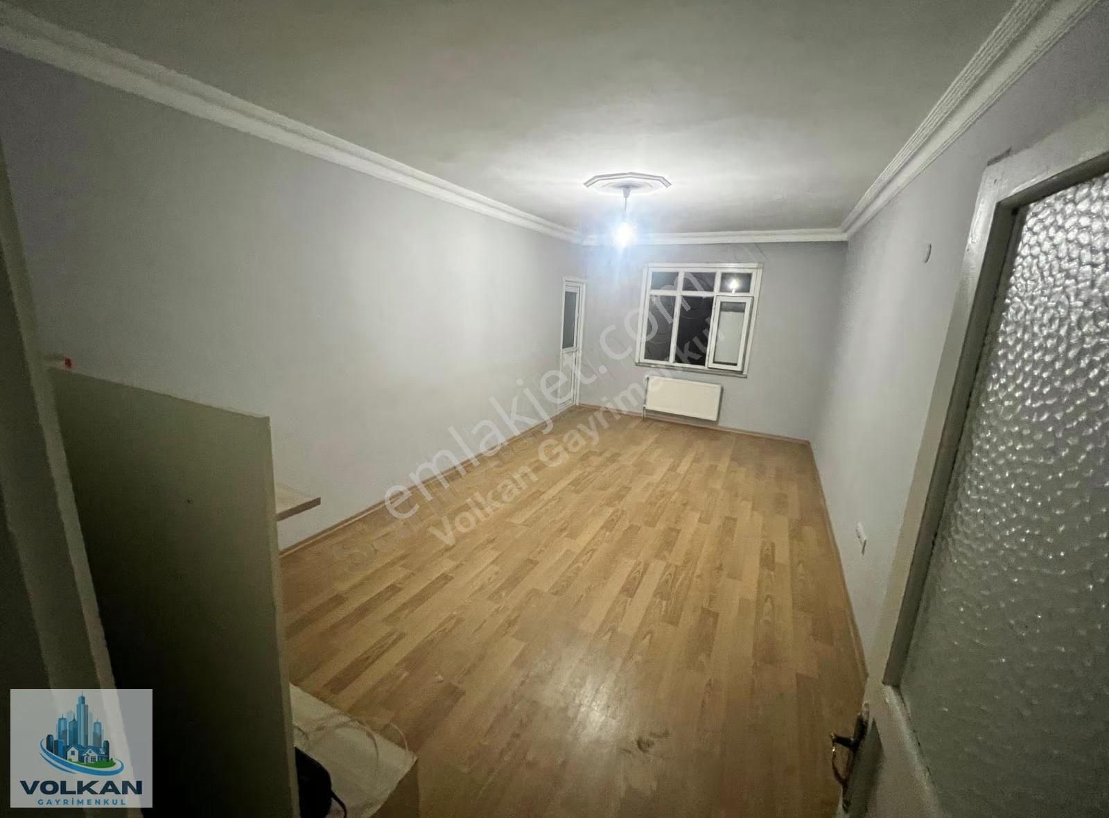 Volkan İnş'tan 50 Yıl Mah.satılık 2+1 110m2 Ara Kat Daire