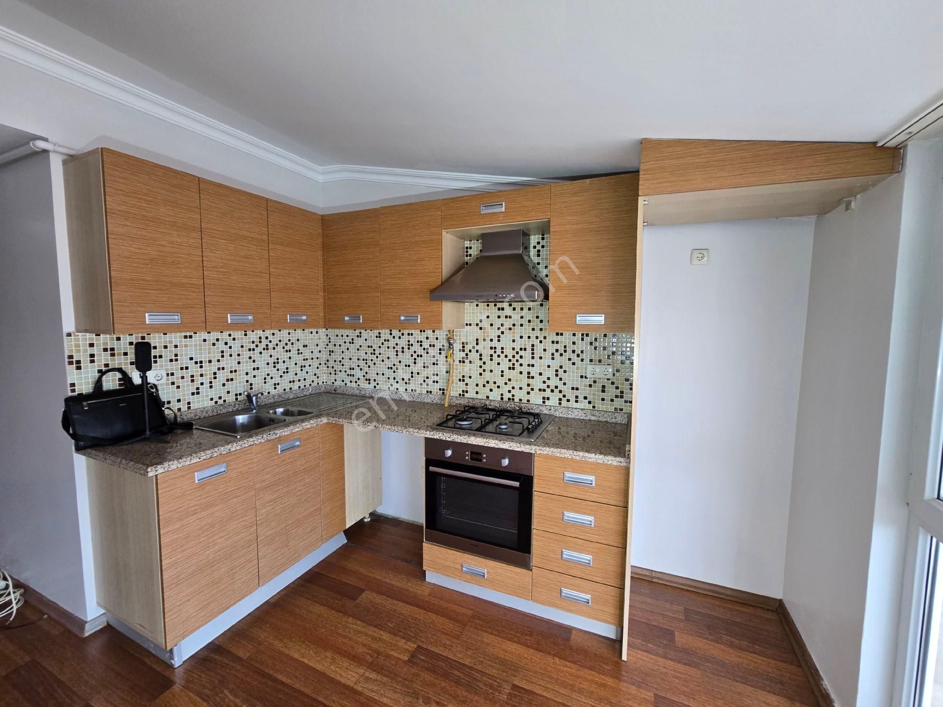 Kağıthane Satili 50 M