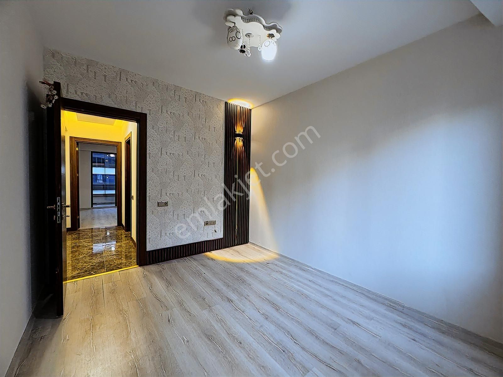 Geniş Ailelere Uygun Sitede, Kapalı Otoparklı, 210 M² 4+1 - Görsel 17