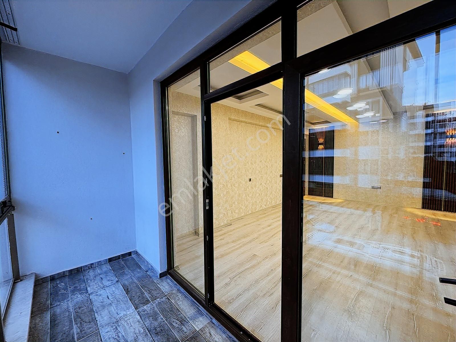 Geniş Ailelere Uygun Sitede, Kapalı Otoparklı, 210 M² 4+1 - Görsel 15