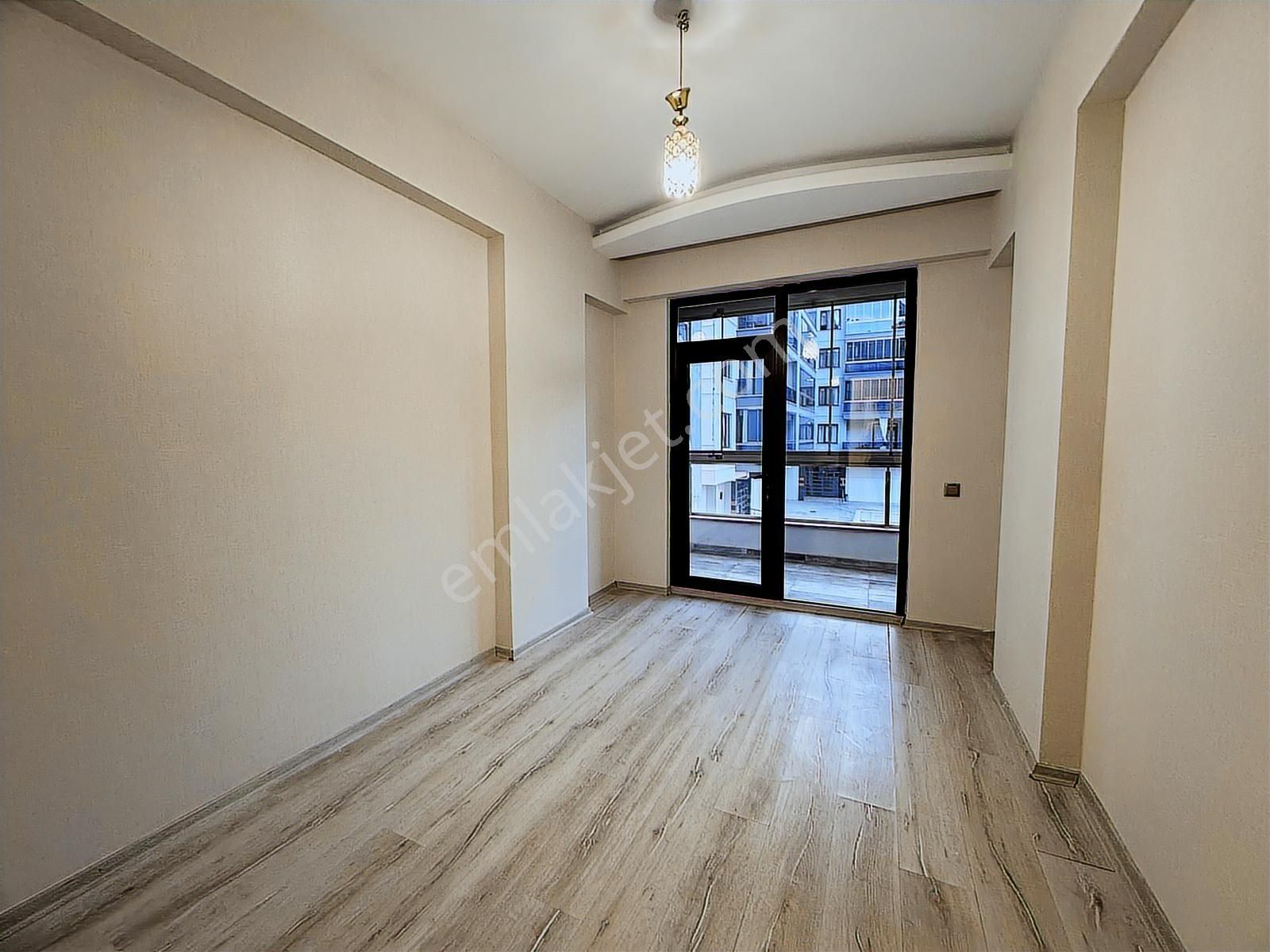 Geniş Ailelere Uygun Sitede, Kapalı Otoparklı, 210 M² 4+1 - Görsel 14