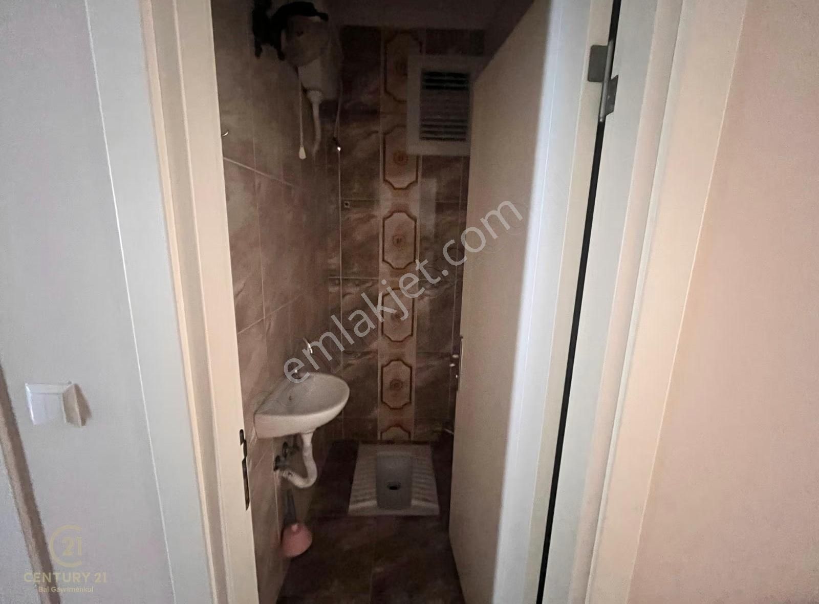 Paşalanı Mah.merkezi Konumda Kiralık 3+1 Daire - Görsel 10