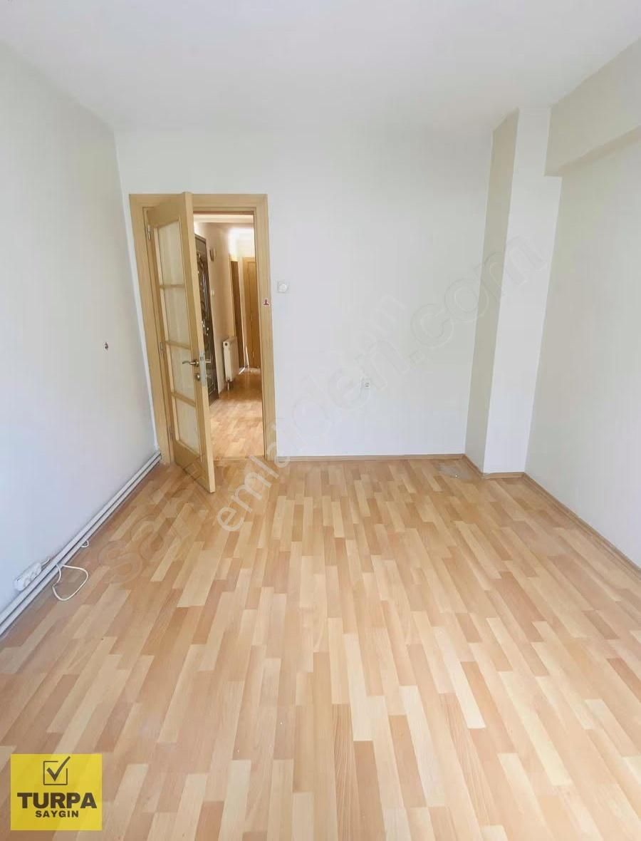 Turpa Saygın'dan Üzümcü Okulu Ve Ordu Caddesi 2 Dk Önü Açık 3+1 - Görsel 6