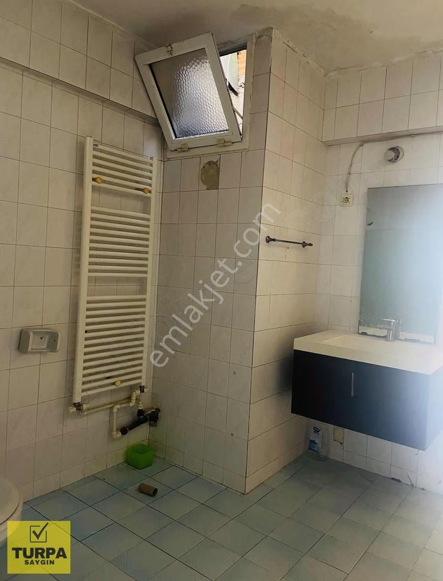 Turpa Saygın'dan Üzümcü Okulu Ve Ordu Caddesi 2 Dk Önü Açık 3+1 - Görsel 10